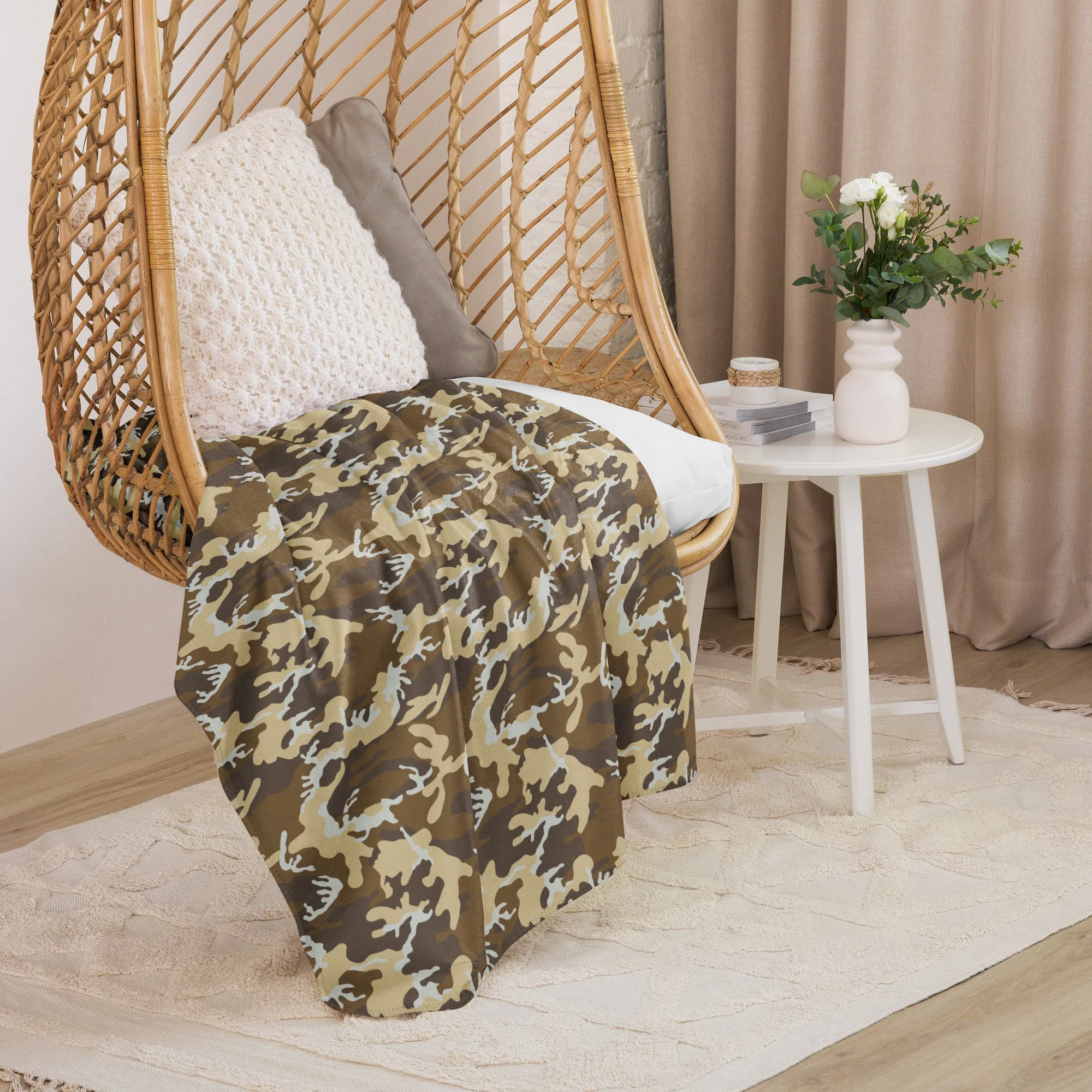 Aliens Movie Colonial Marines CAMO Sherpa Blanket - Image 8