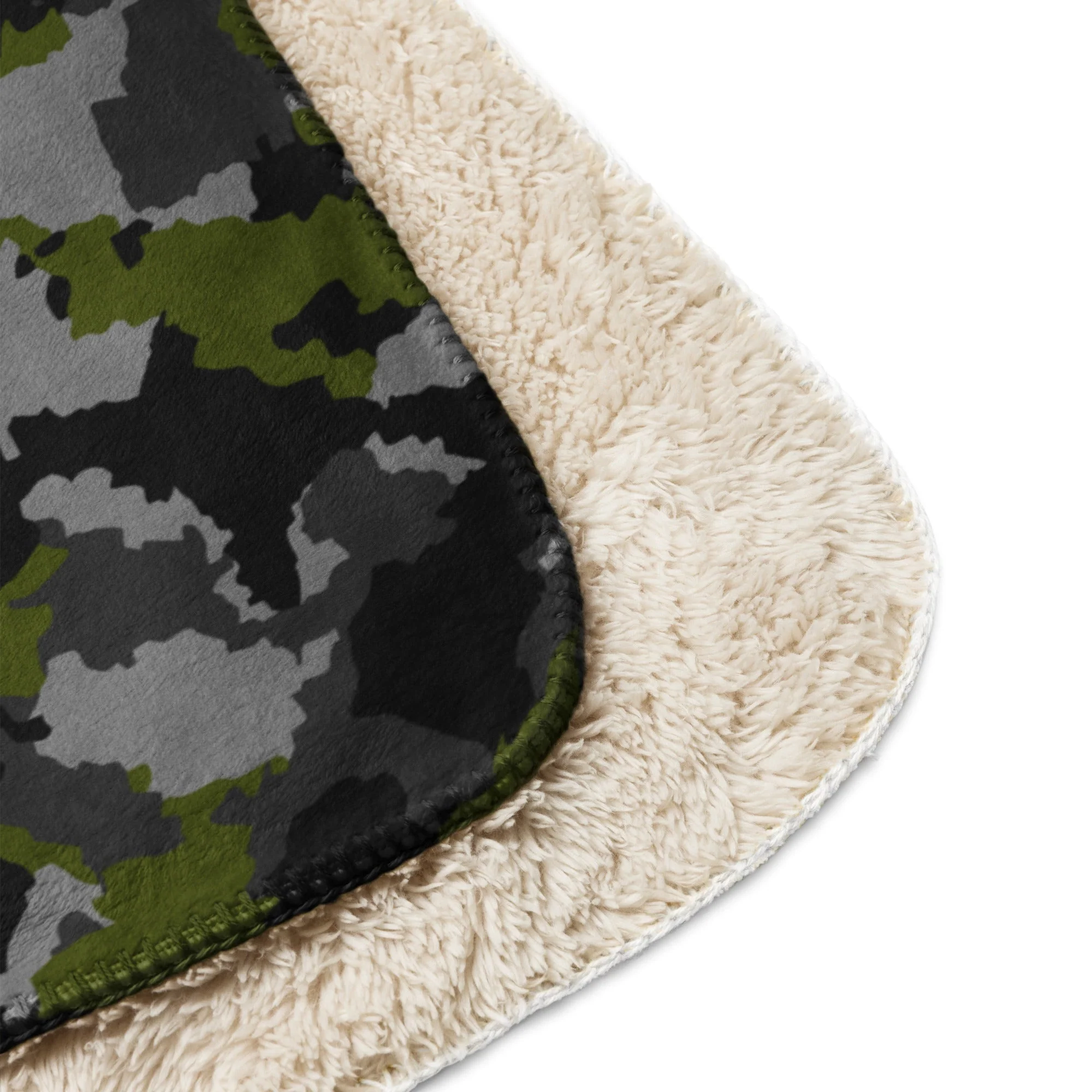 Alpha Jungle CAMO Sherpa Blanket - Image 10