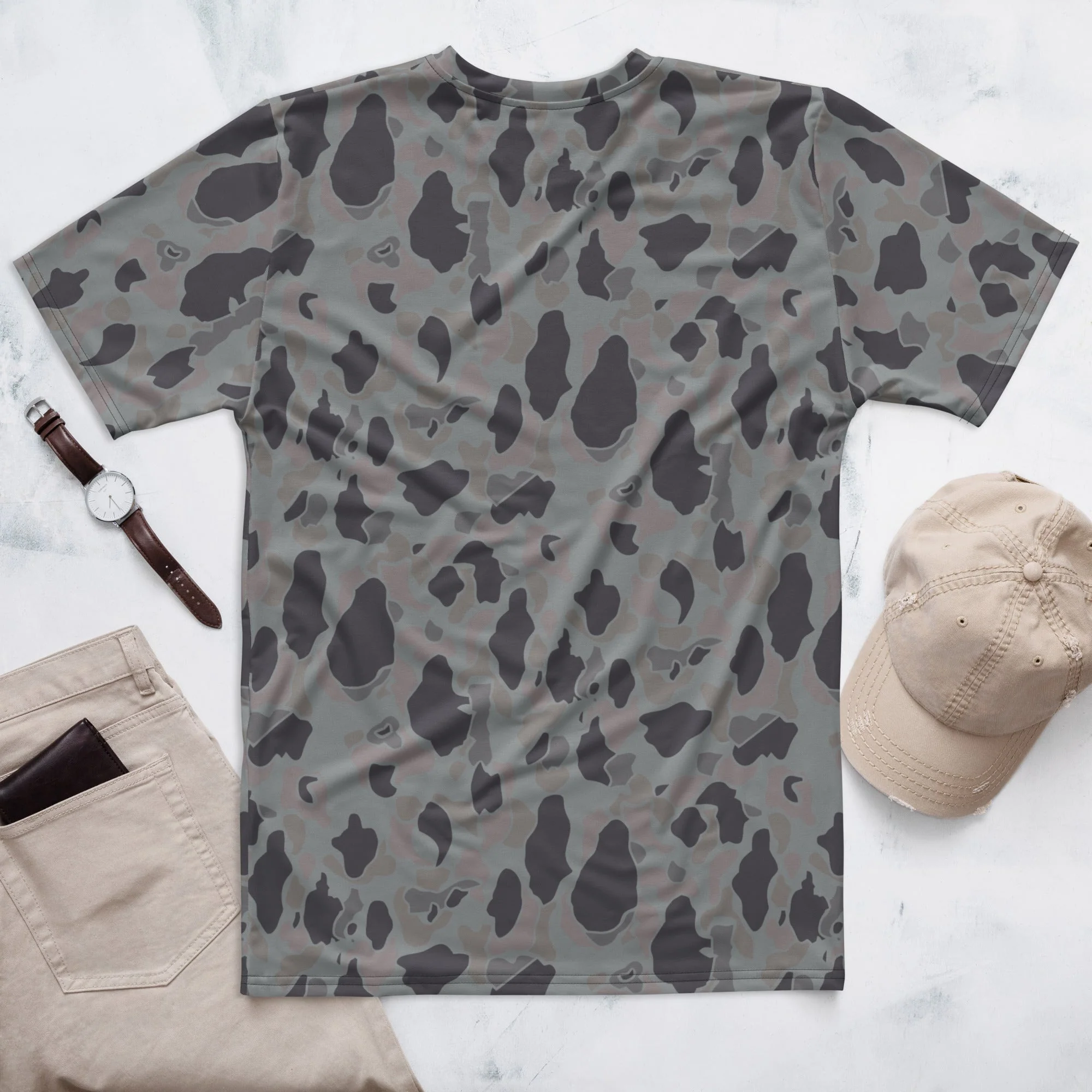 American Frog Skin Snow Shadow CAMO Mens T-Shirt - Image 4