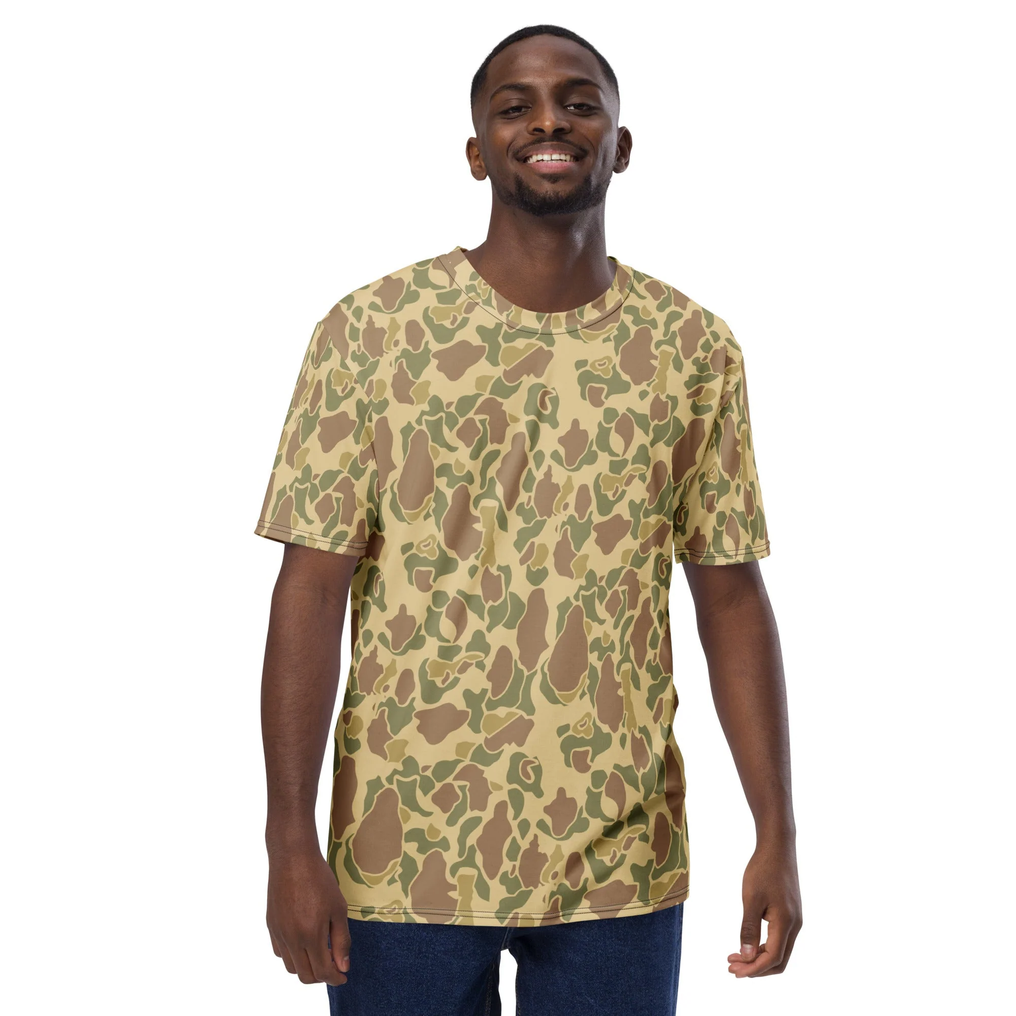 American Frog Skin Beach CAMO Mens T-Shirt - Image 3