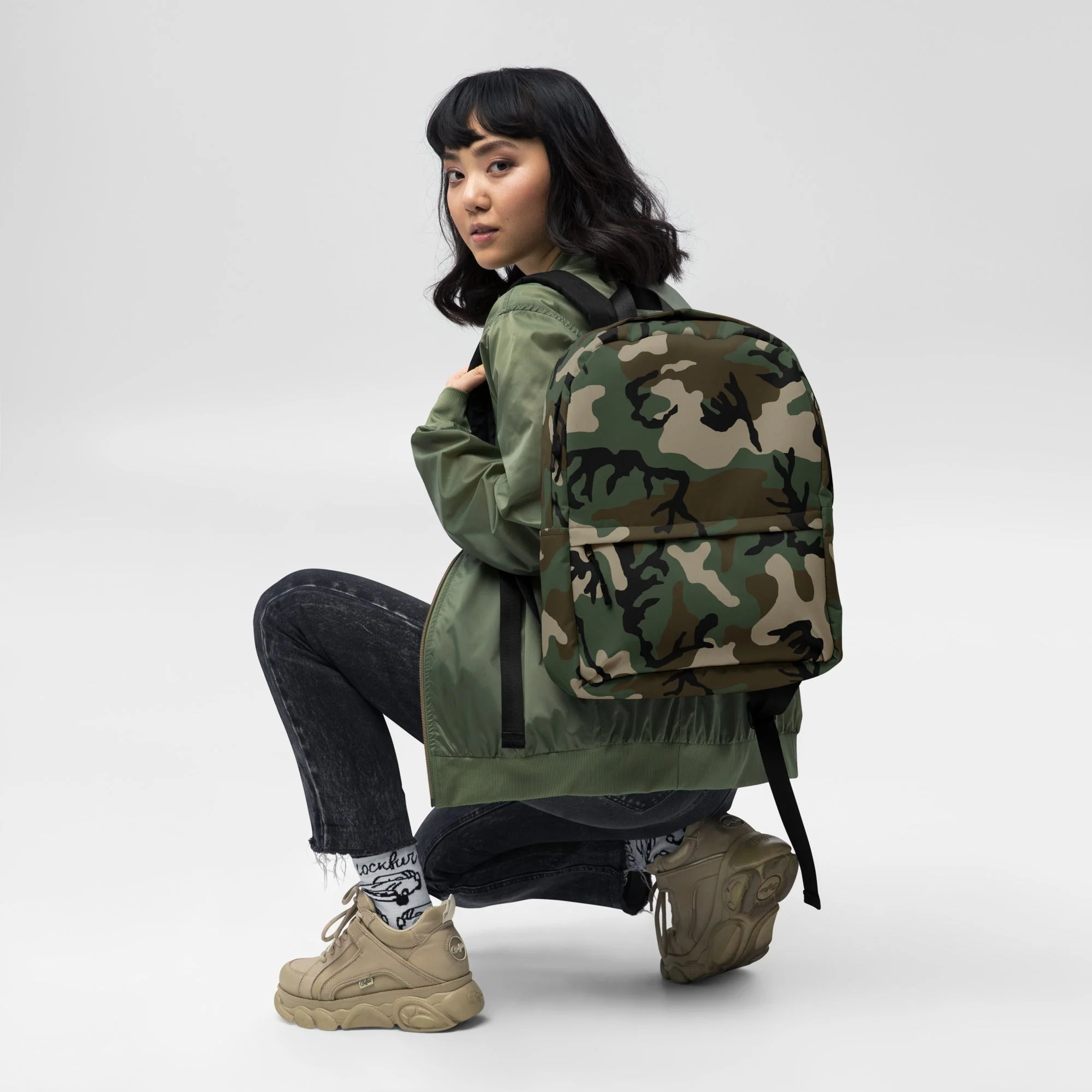 American M81 Woodland CAMO Backpack - Image 6