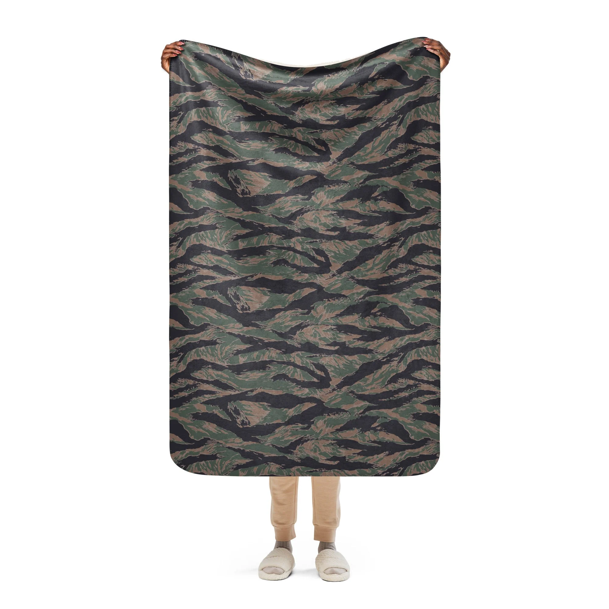 American Tiger Stripe MARPAT Woodland CAMO Sherpa Blanket - Image 4