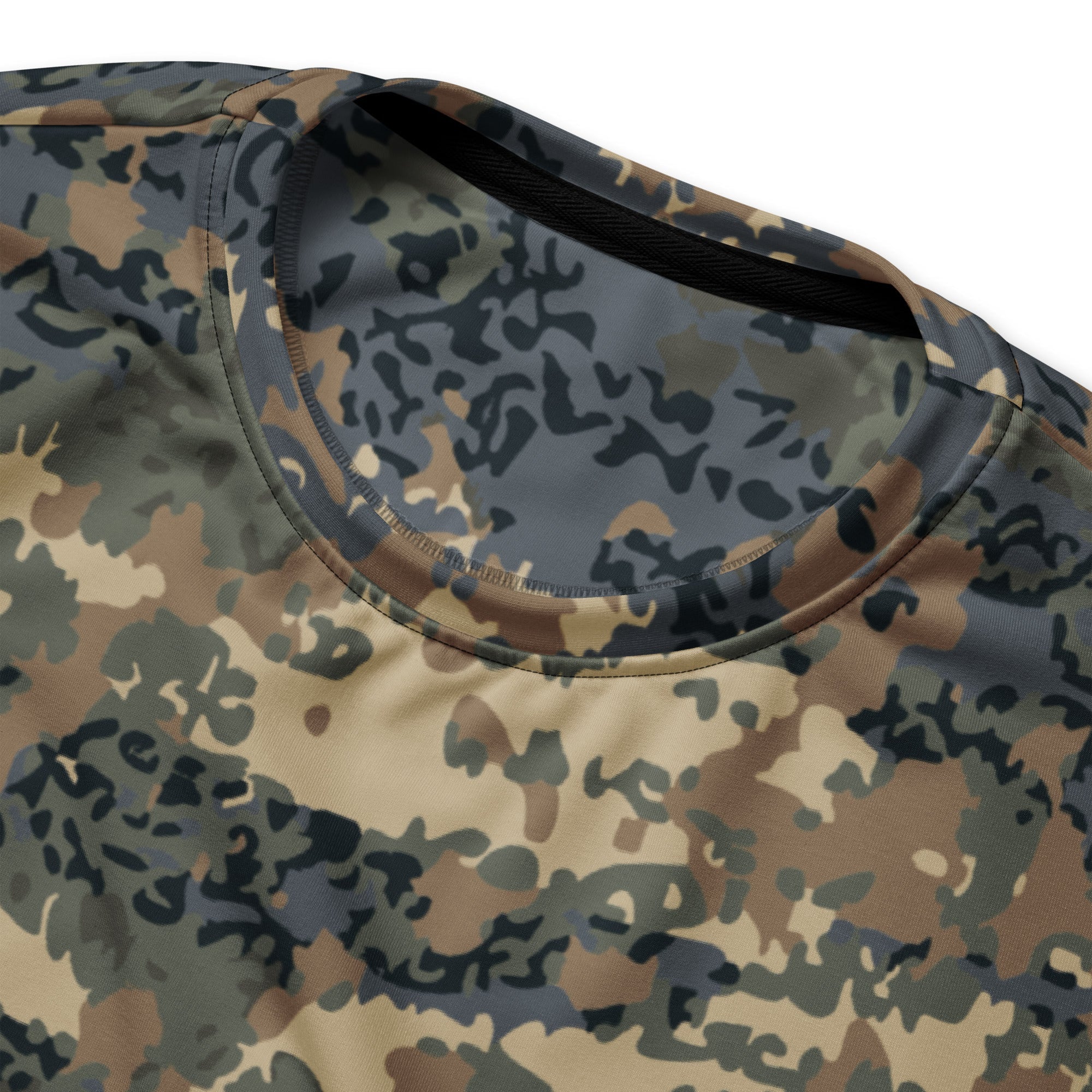 Austrian Tarnanzug CAMO Unisex Sweatshirt - Image 11
