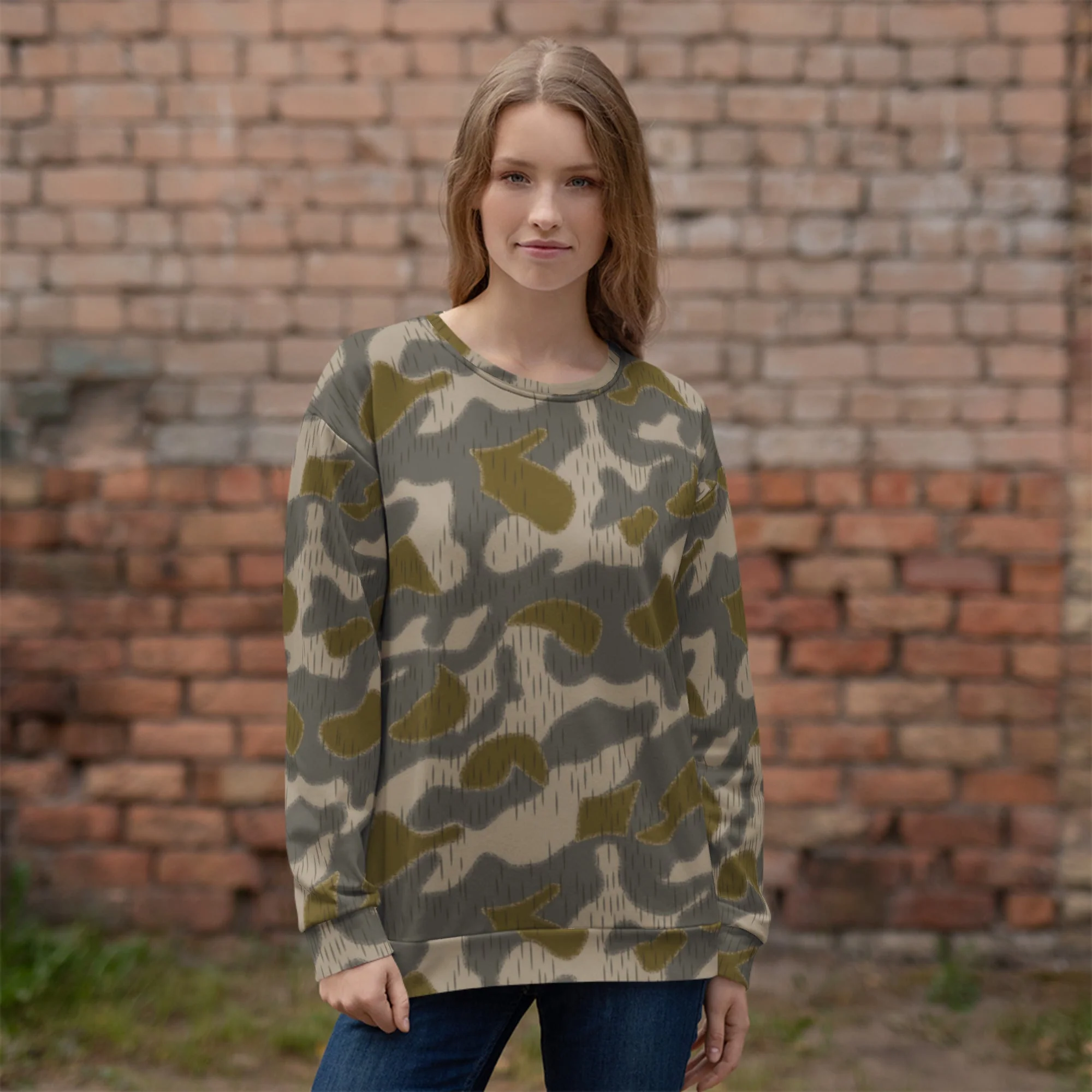 Austrian Zeltbahn Sumpfmuster Marsh CAMO Unisex Sweatshirt - Image 2