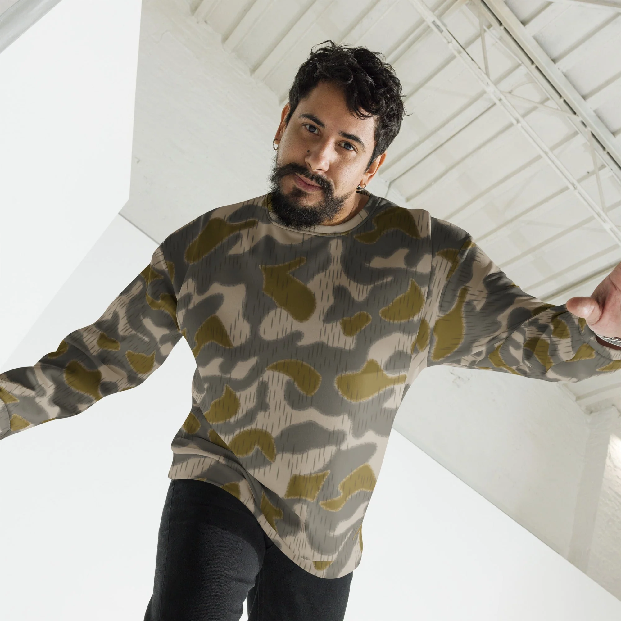 Austrian Zeltbahn Sumpfmuster Marsh CAMO Unisex Sweatshirt - Image 4