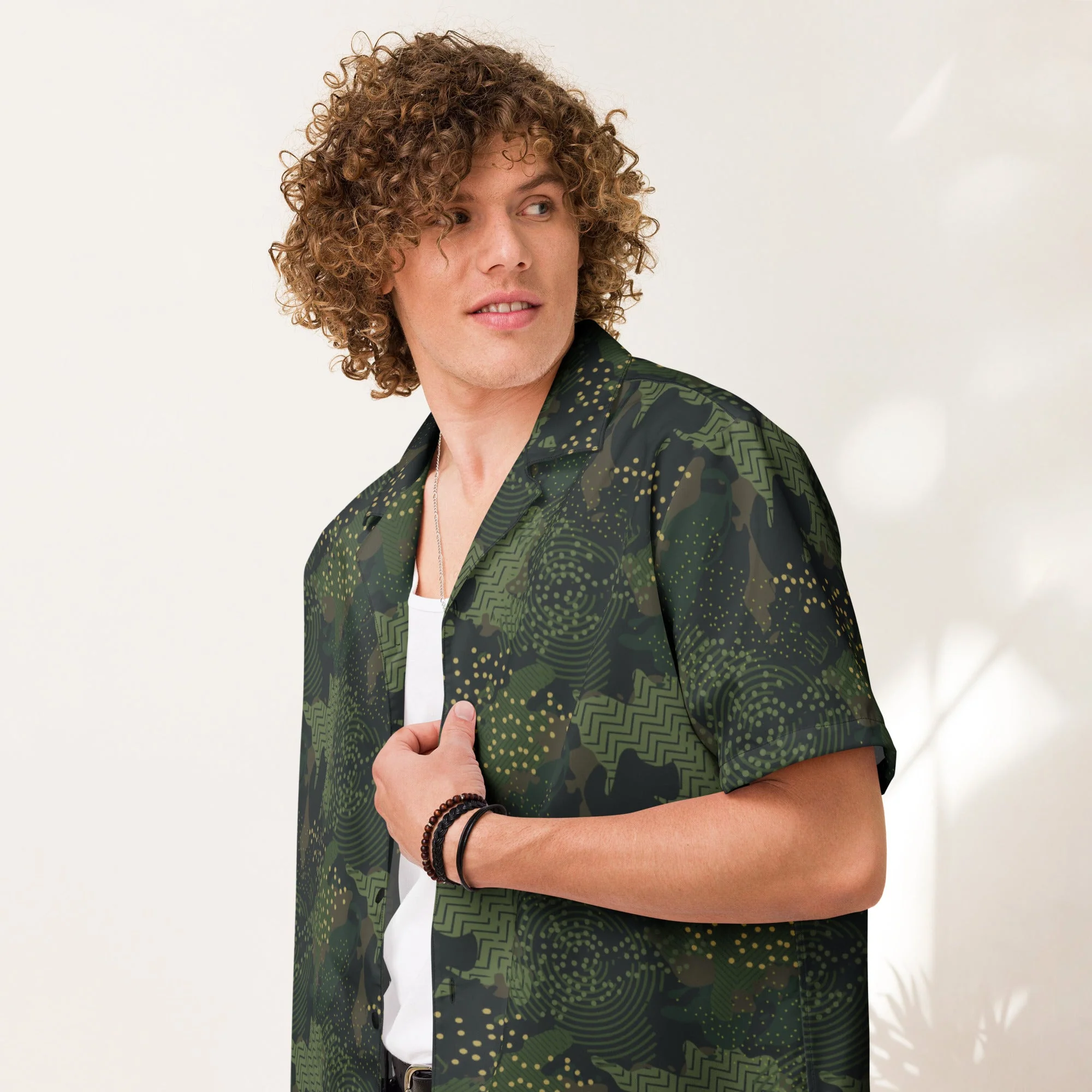 Barracuda Recon CAMO Unisex Short-Sleeve Button Shirt