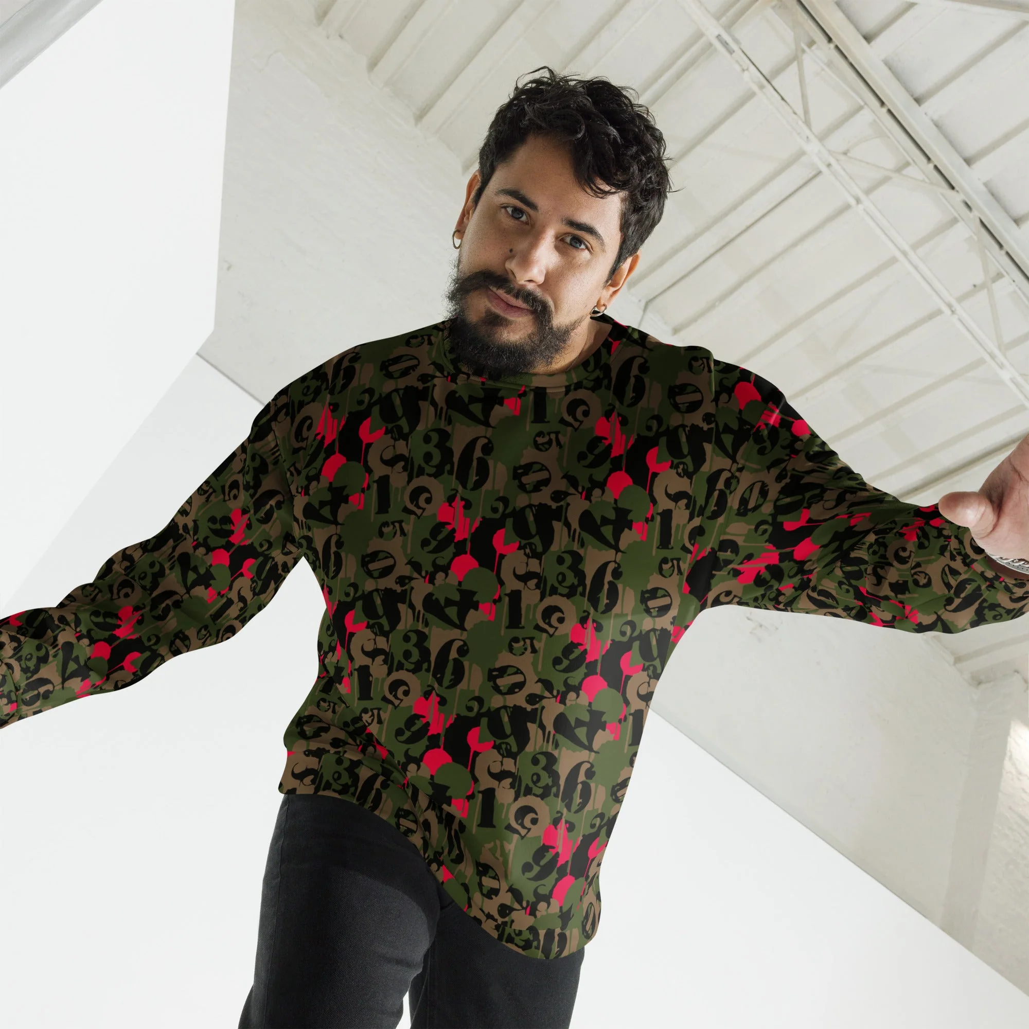 Battle Royale 2 CAMO Unisex Sweatshirt - Image 4