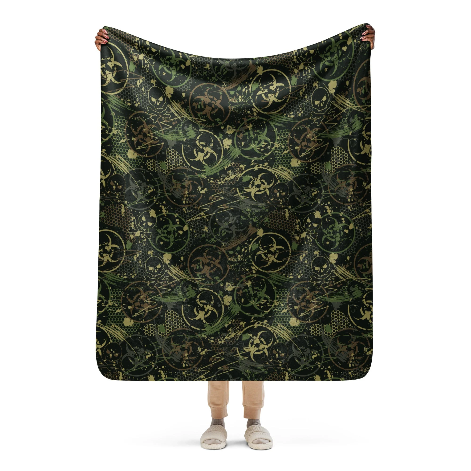 Biohazard Wasteland CAMO Sherpa Blanket - Image 15