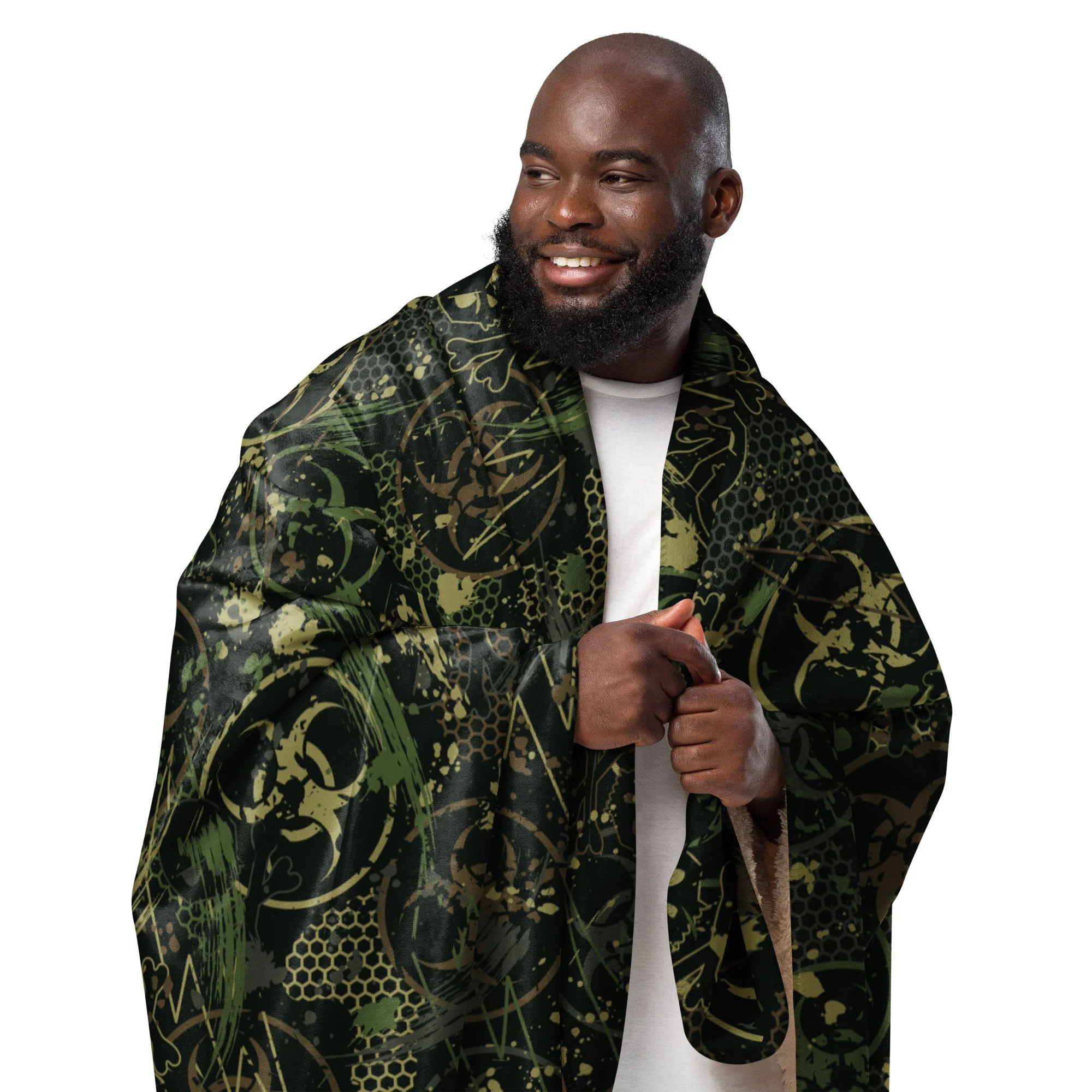 Biohazard Wasteland CAMO Sherpa Blanket - Image 7