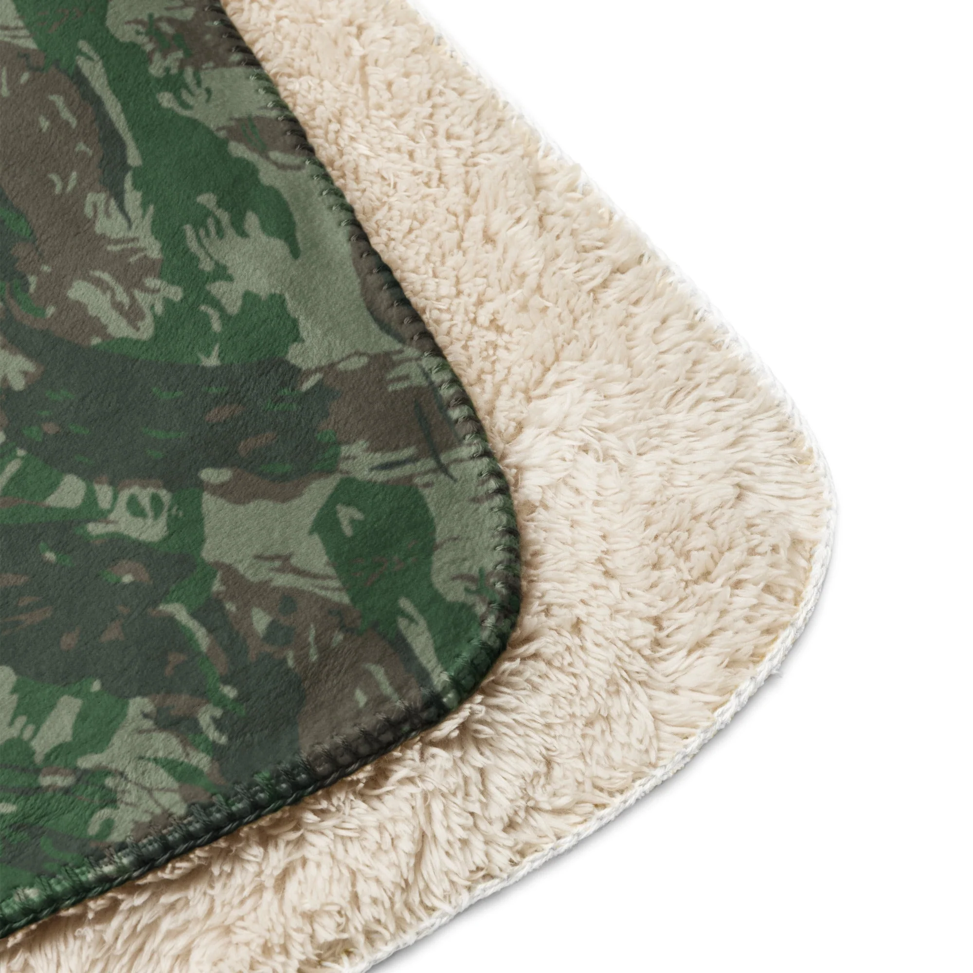 Brazilian Lizard CAMO Sherpa Blanket - Image 11