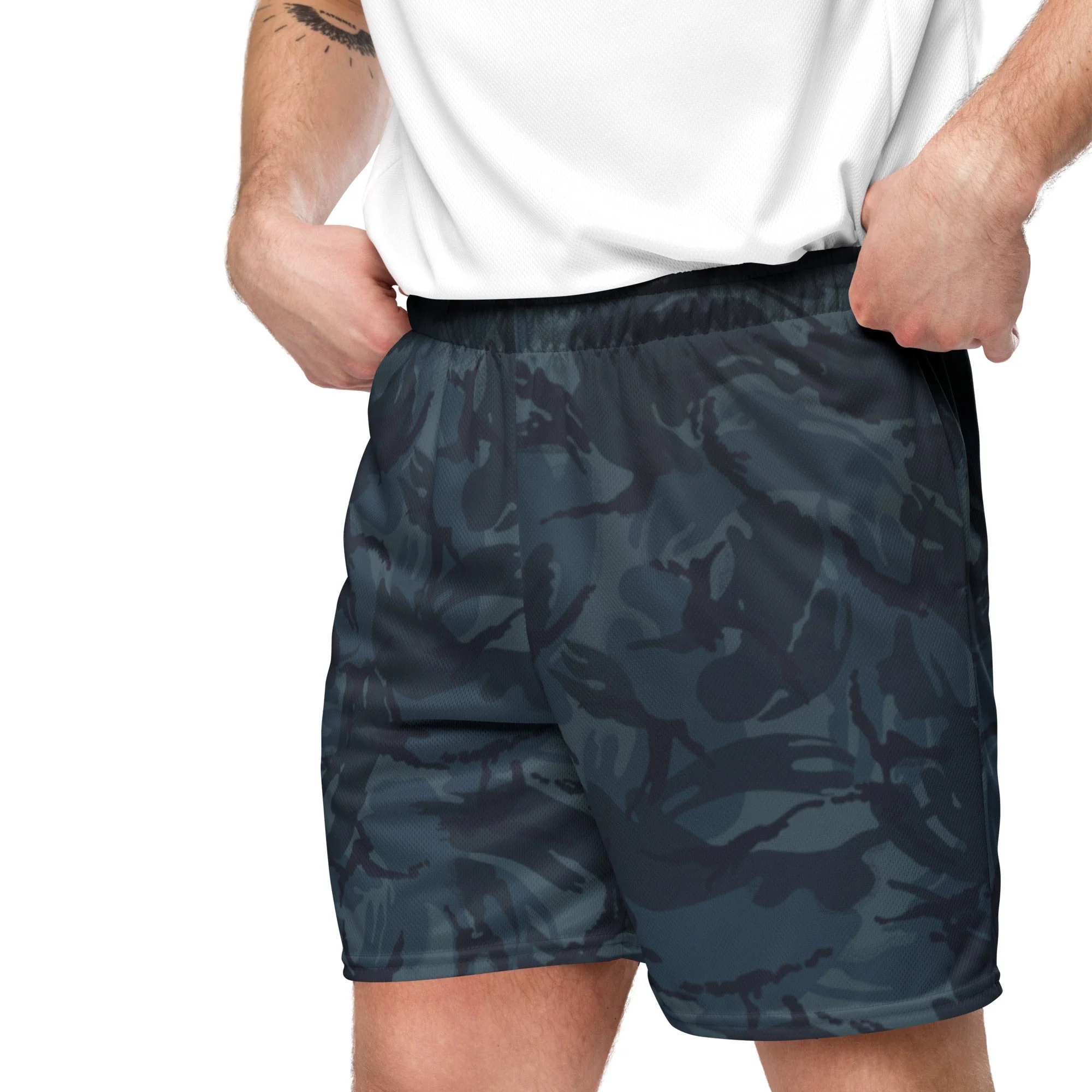 British DPM Night CAMO Unisex Mesh Shorts - Image 2