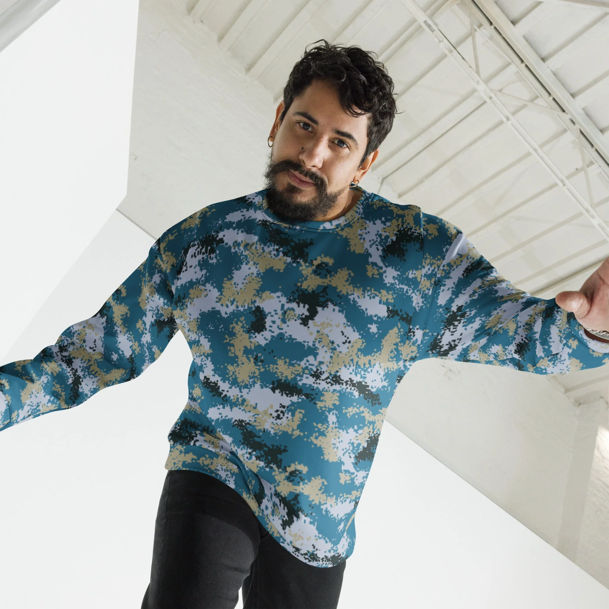 Chinese Digital Type 07 Ocean CAMO Unisex Sweatshirt - Image 4