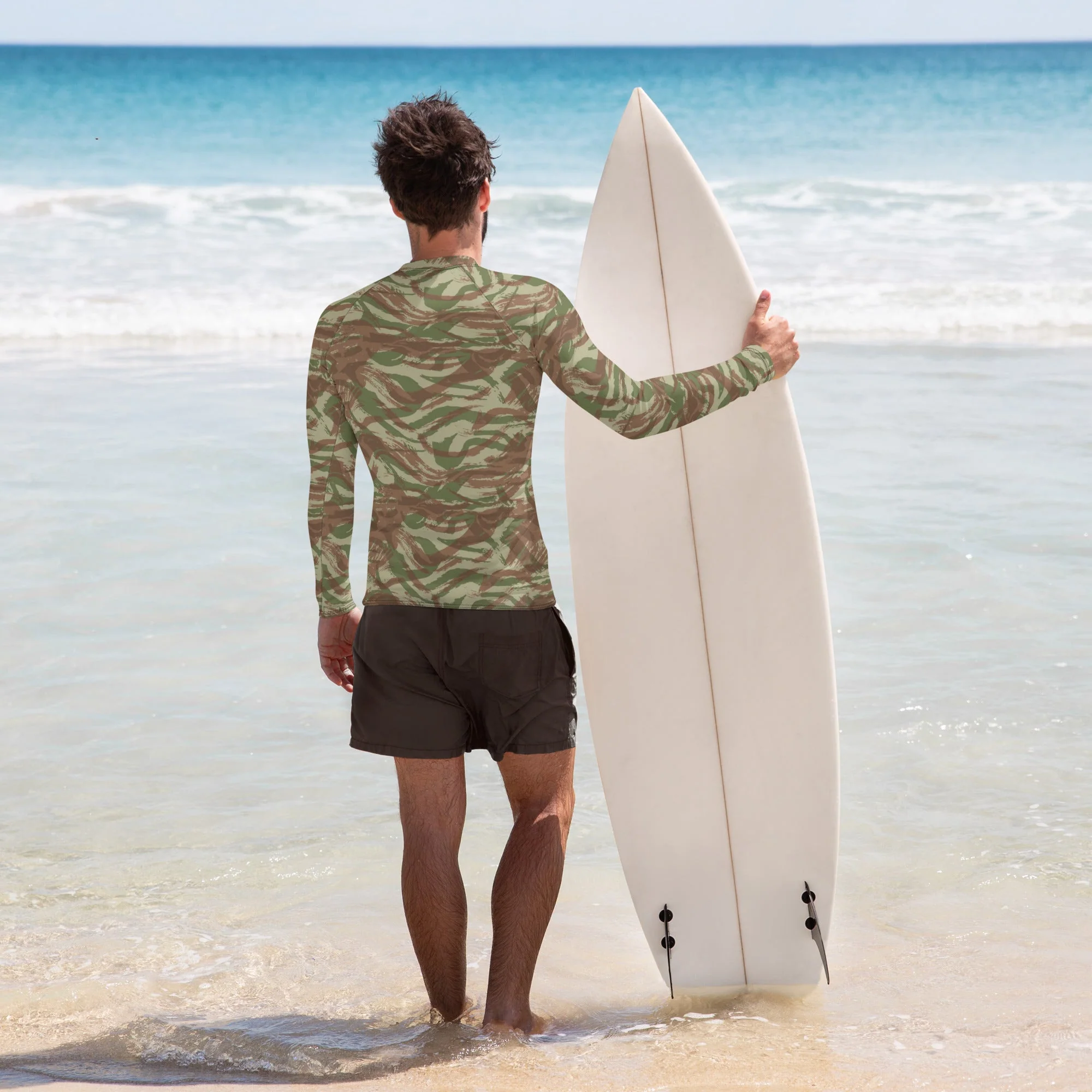 French Lizard A1 Airborne CAMO Mens Long-Sleeve Rash Guard - Image 2