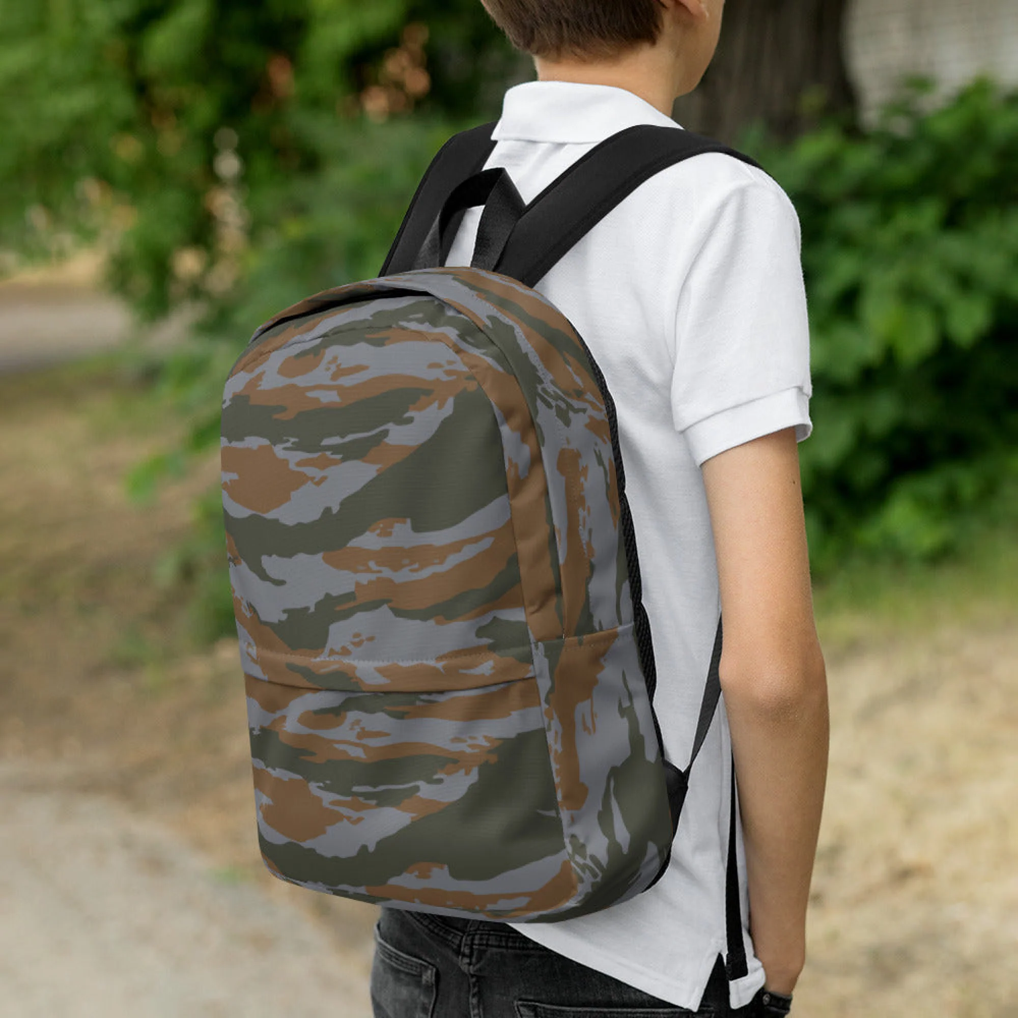Cuban Lizard CAMO Backpack - Image 11