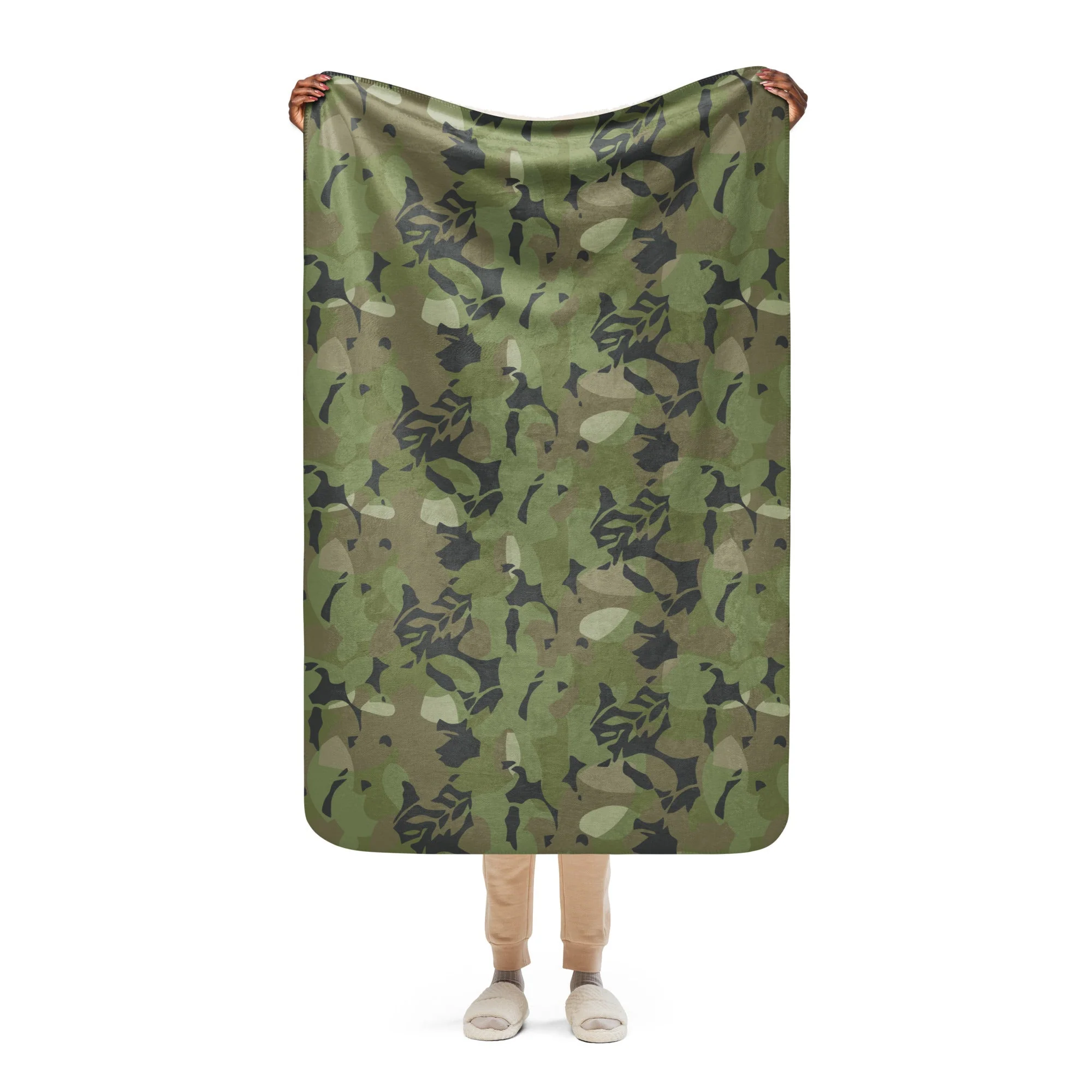 Cuban Elm Leaf Special Troops CAMO Sherpa Blanket - Image 13