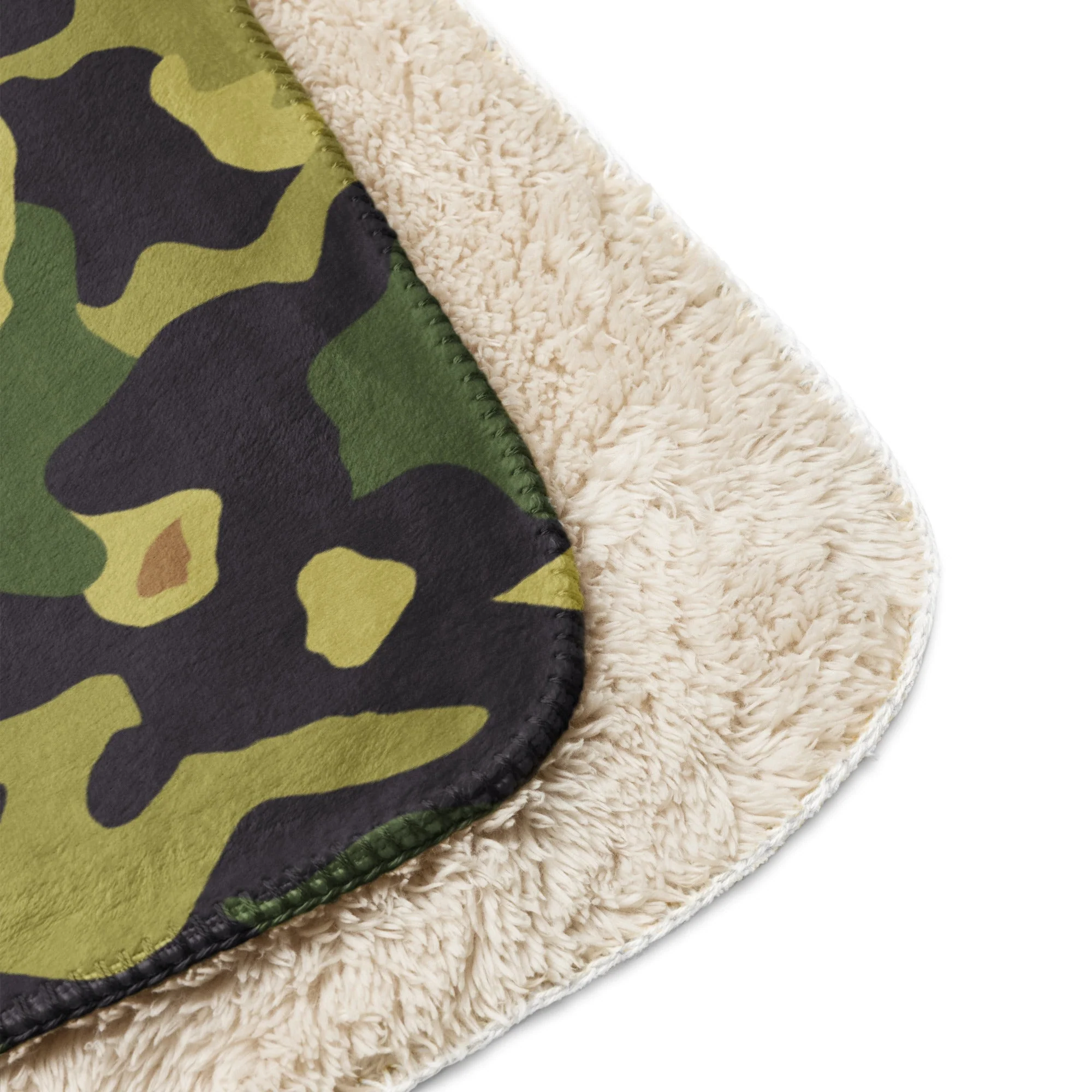 Czech Salamander VZ60 CAMO Sherpa Blanket - Image 10