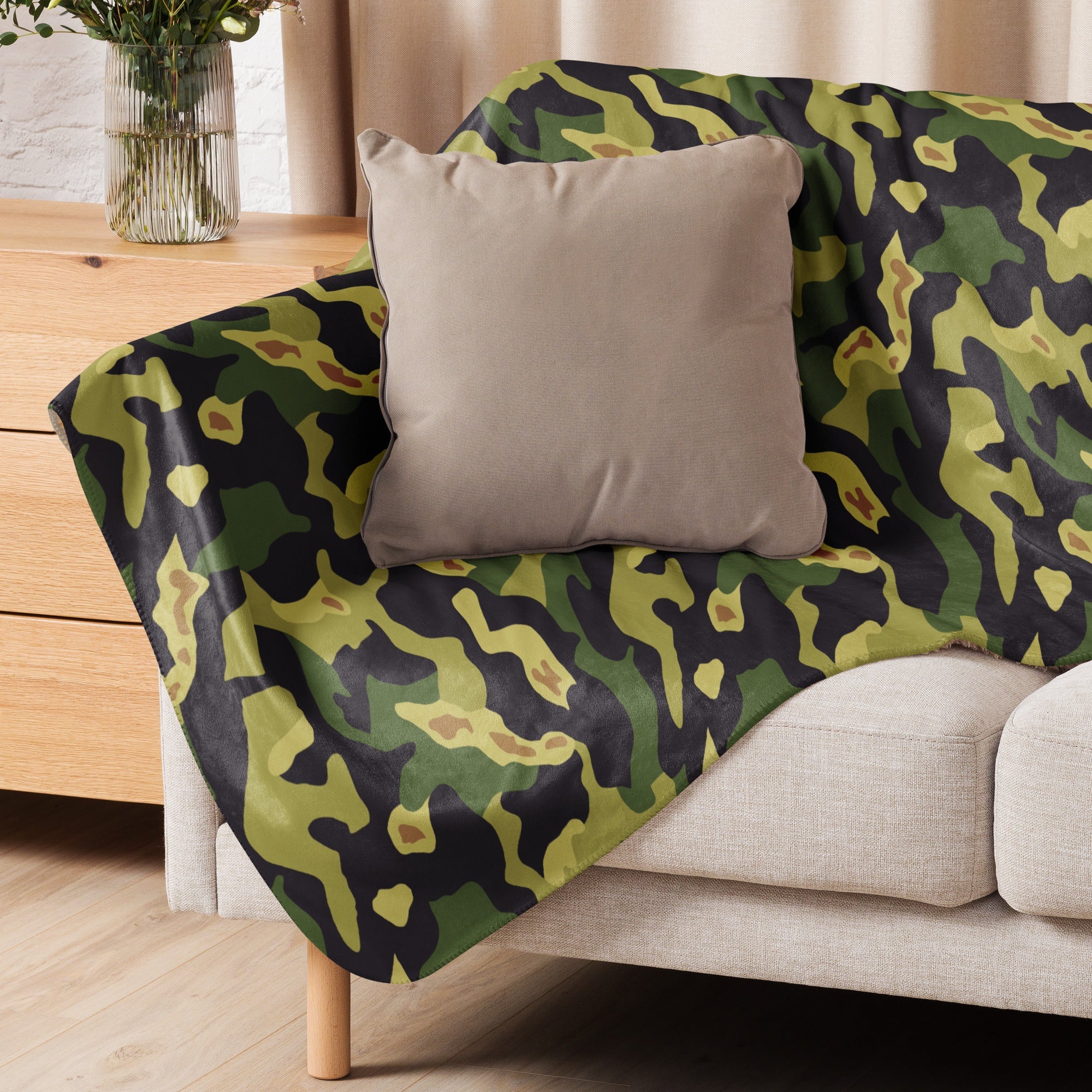 Czech Salamander VZ60 CAMO Sherpa Blanket - Image 7