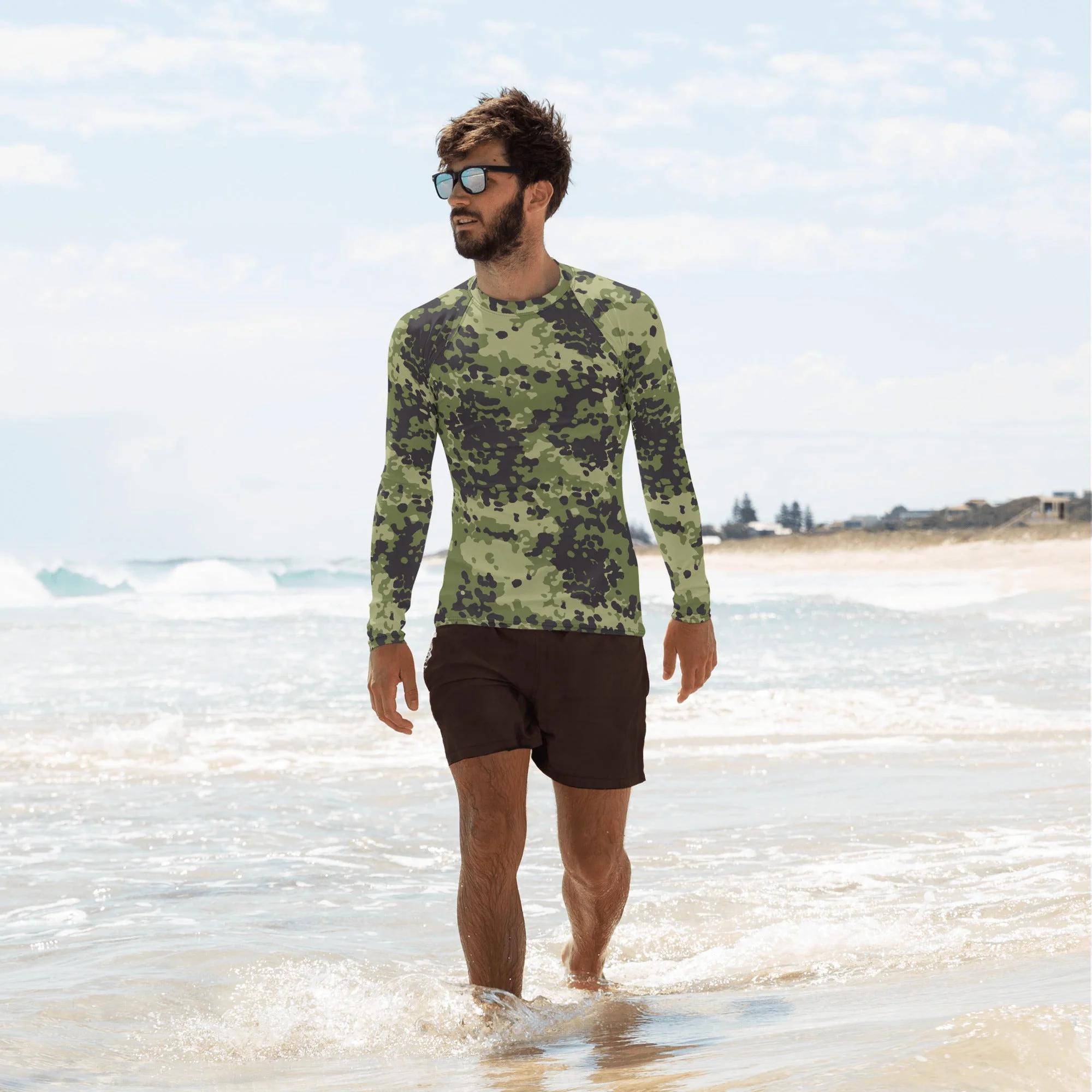 Danish Flecktarn Woodland CAMO Mens Long-Sleeve Rash Guard