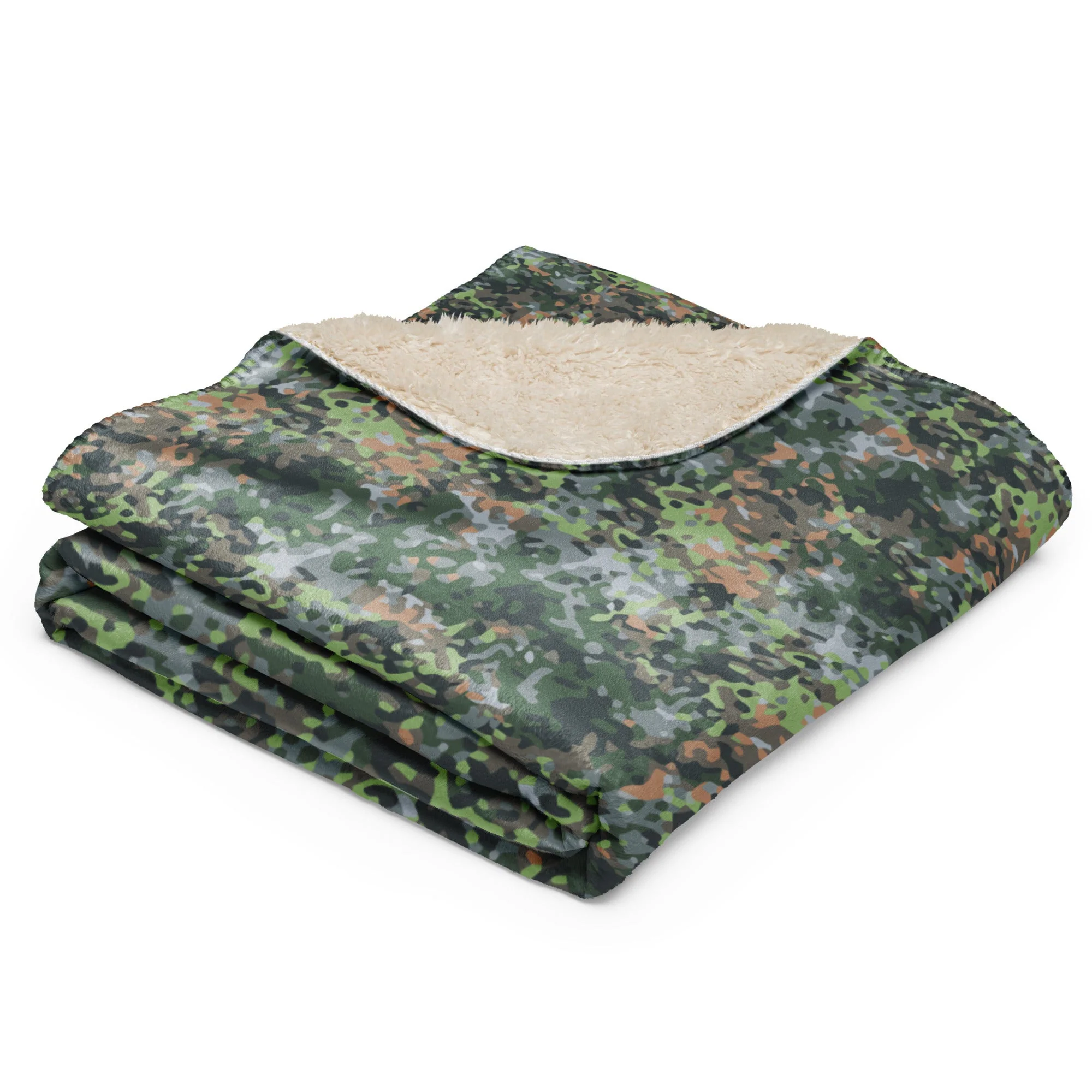 Dutch Fractal Green CAMO Sherpa Blanket - Image 6