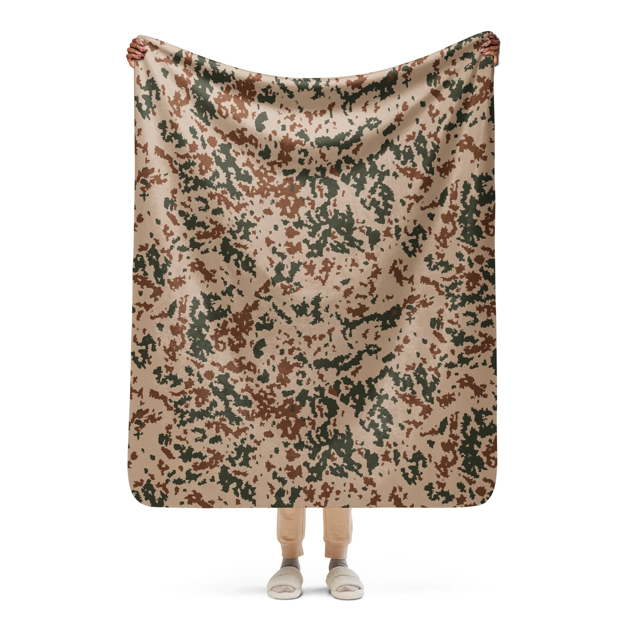 Finnish Hellepuku Desert CAMO Sherpa Blanket - Image 14