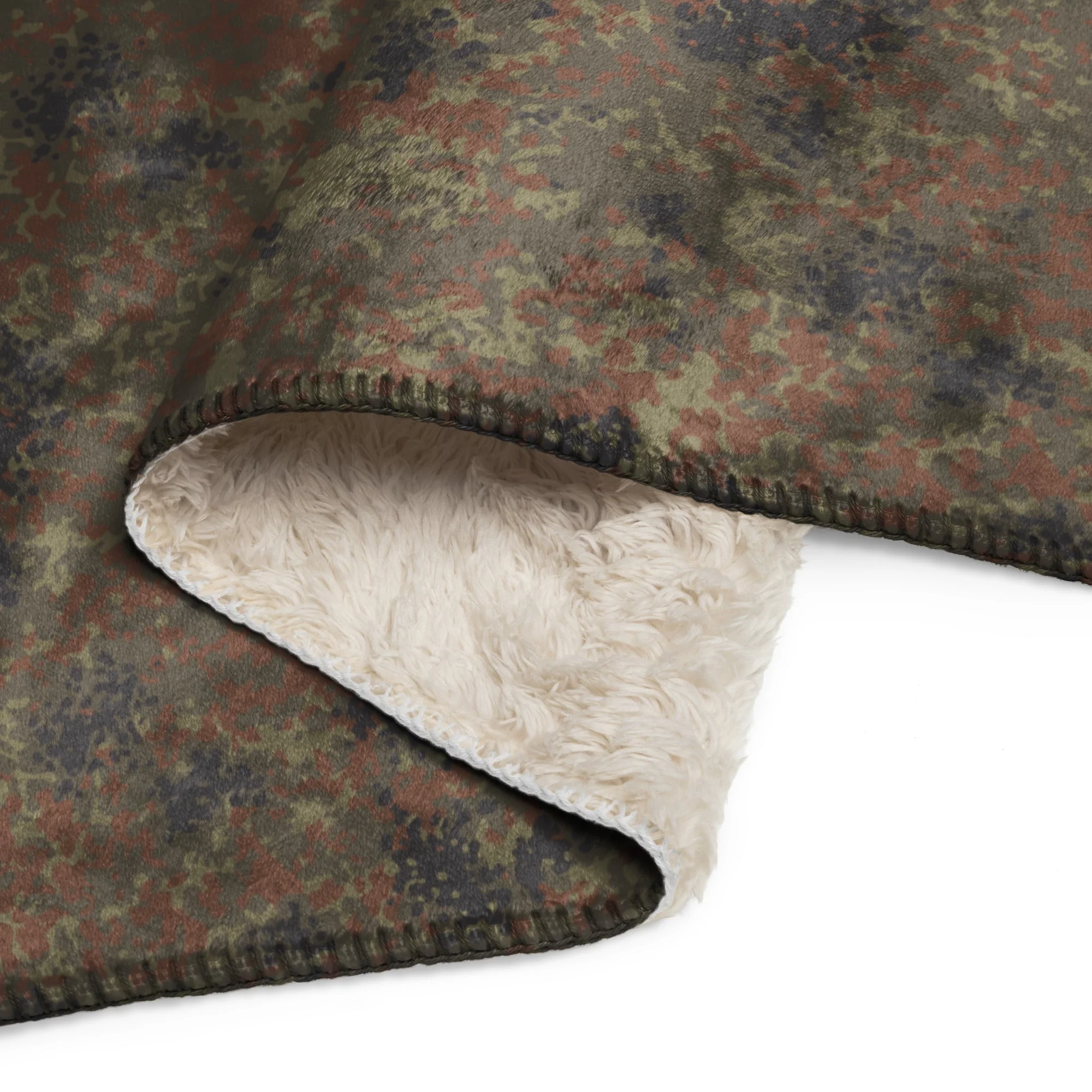 German Flecktarn CAMO Sherpa Blanket - Image 13