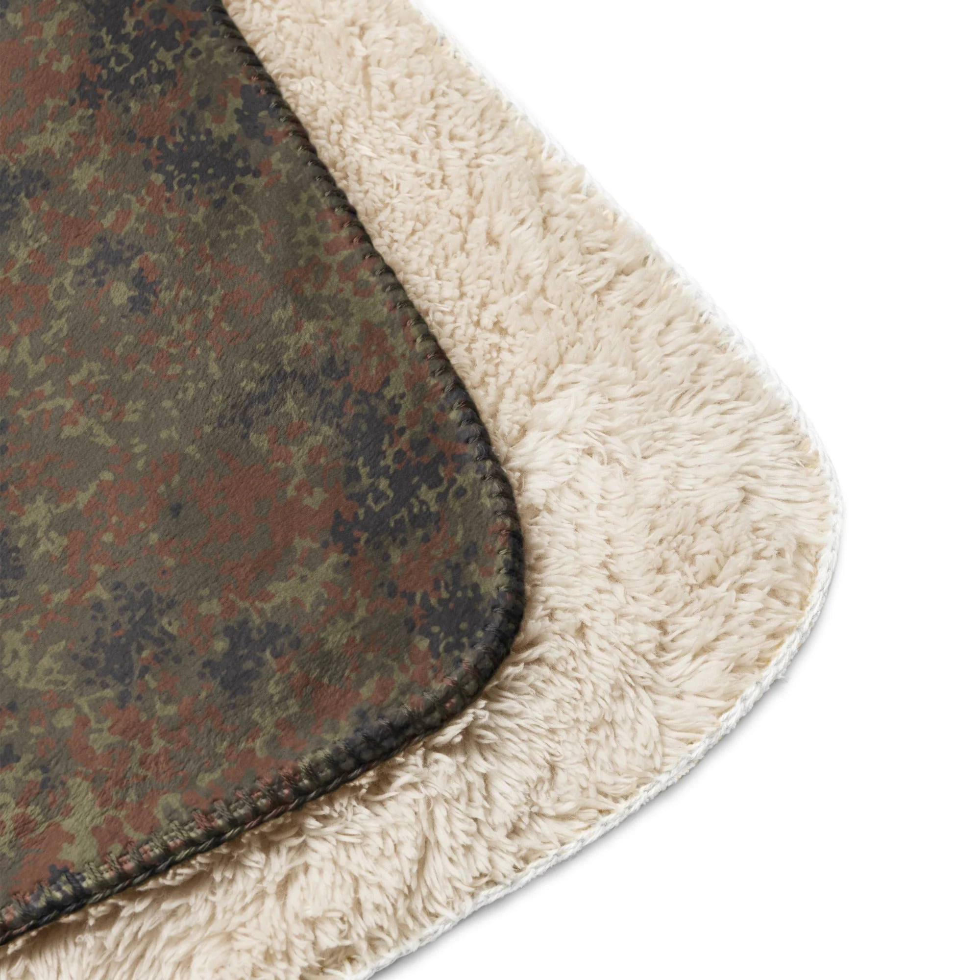 German Flecktarn CAMO Sherpa Blanket - Image 15
