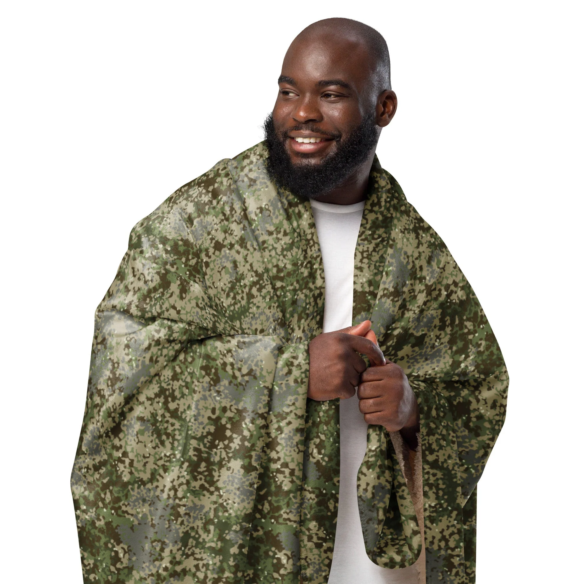 German Multitarn CAMO Sherpa Blanket - Image 4