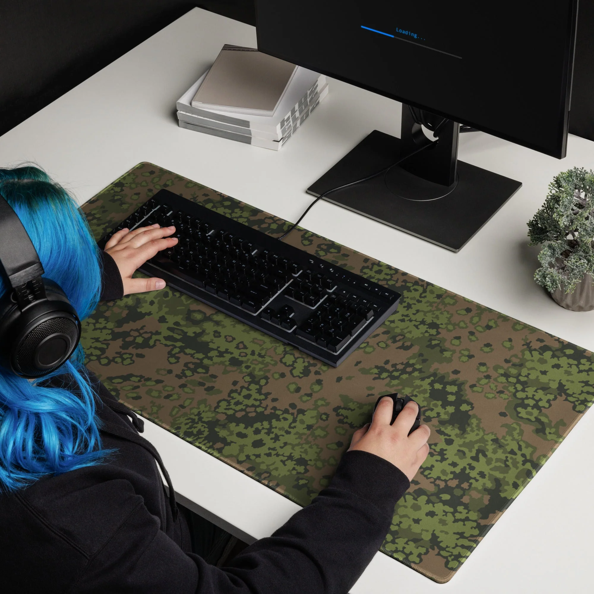 German Oak Leaf Eichenlaubmuster Summer CAMO Universal Large Desk Pad