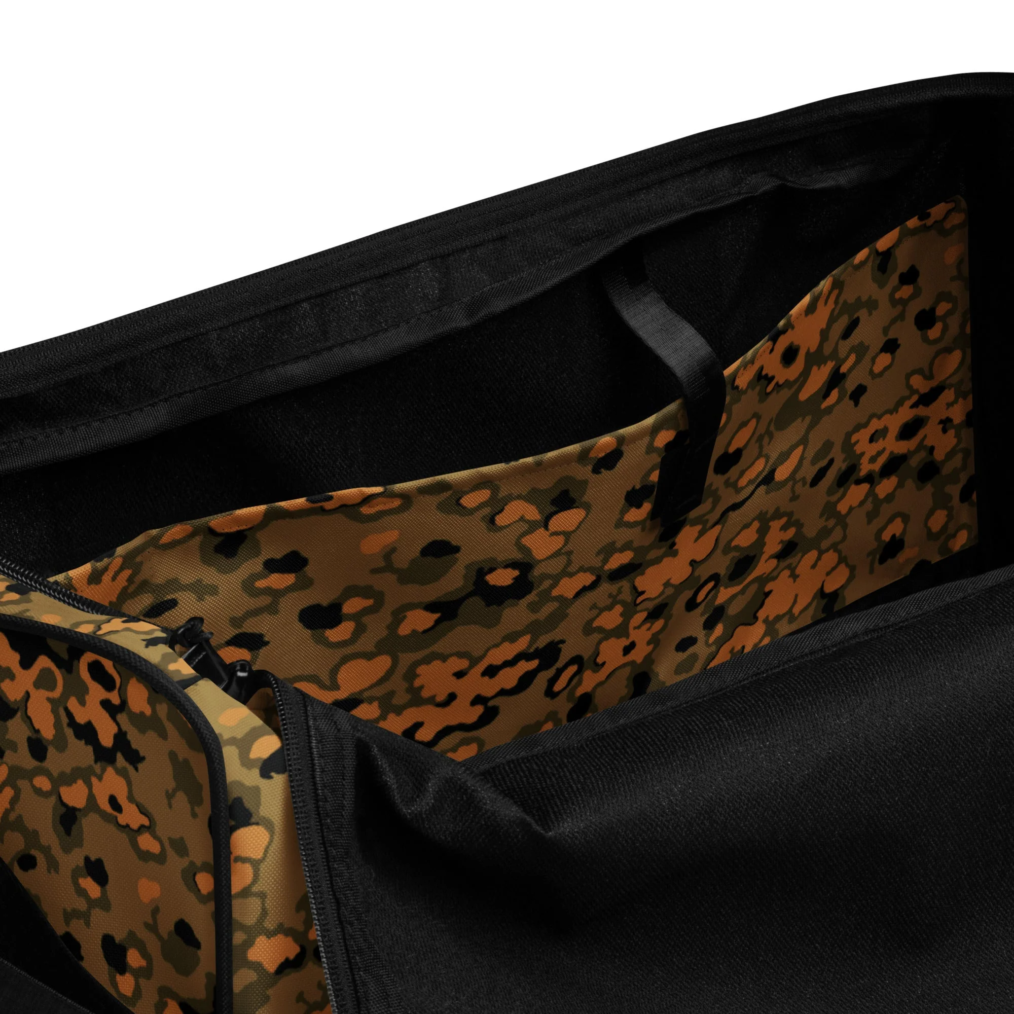 German Oak Leaf Eichenlaubmuster Autumn CAMO Duffle Bag - Image 3