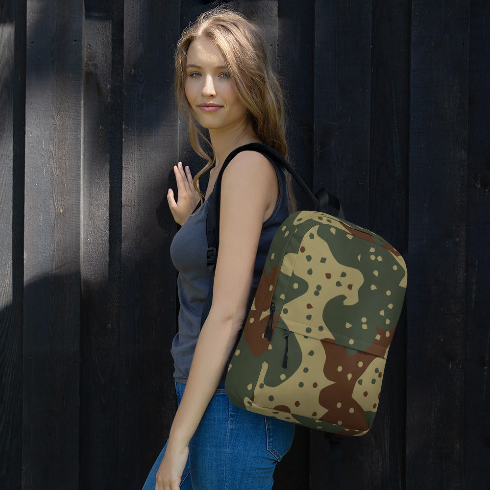 German Ambush Daimler-Benz Tank CAMO Backpack - Image 2