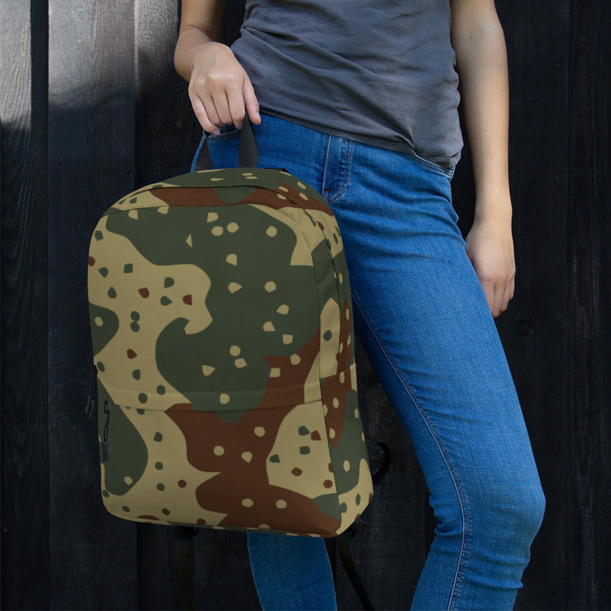 German Ambush Daimler-Benz Tank CAMO Backpack - Image 3