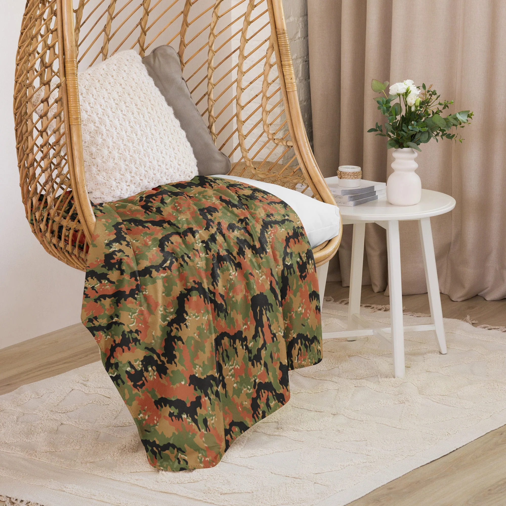 German Leibermuster Autumn CAMO Sherpa Blanket - Image 8