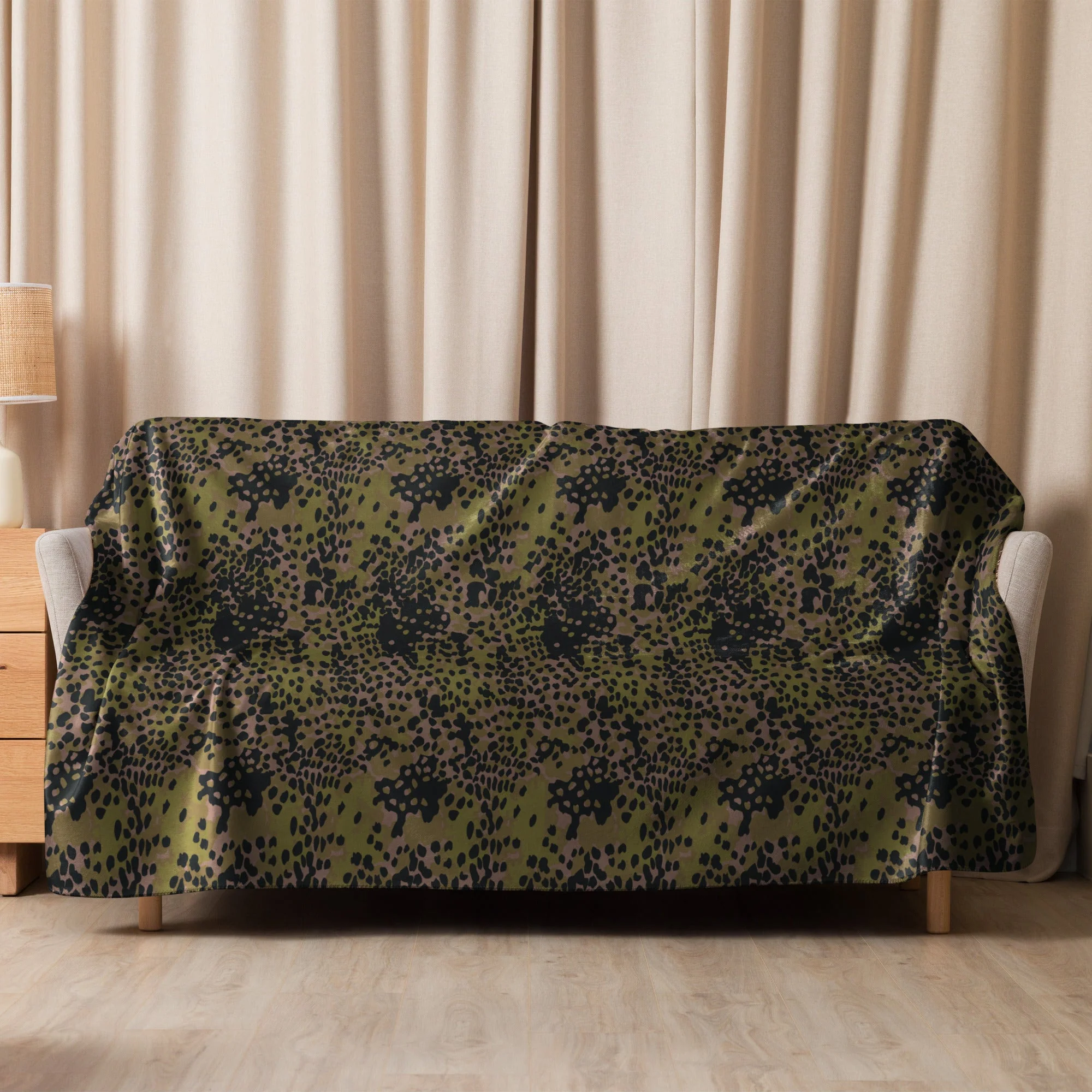 German Plane Tree Platanenmuster Summer CAMO Sherpa Blanket - Image 8