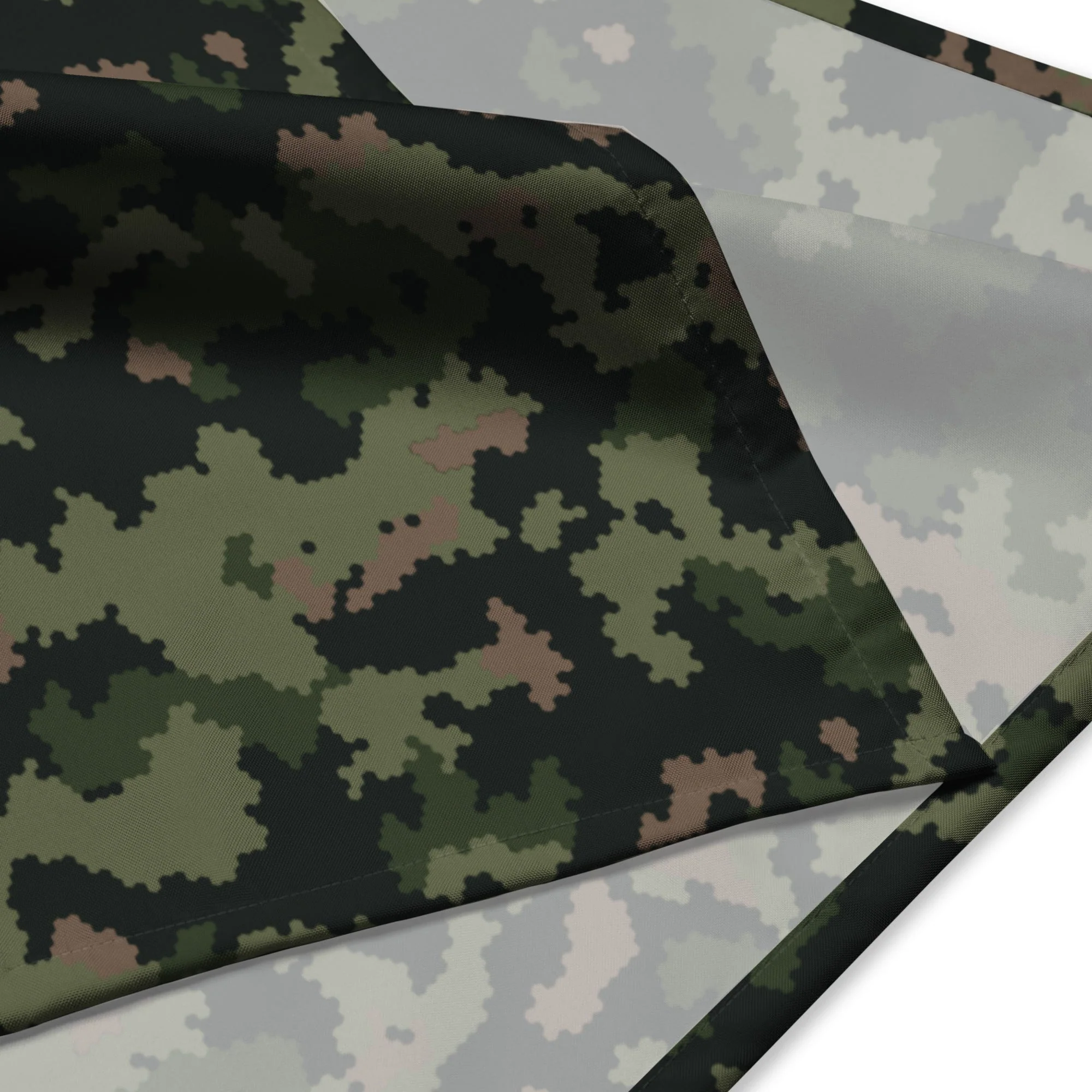 HexTarn Tropical CAMO Bandana - Image 5
