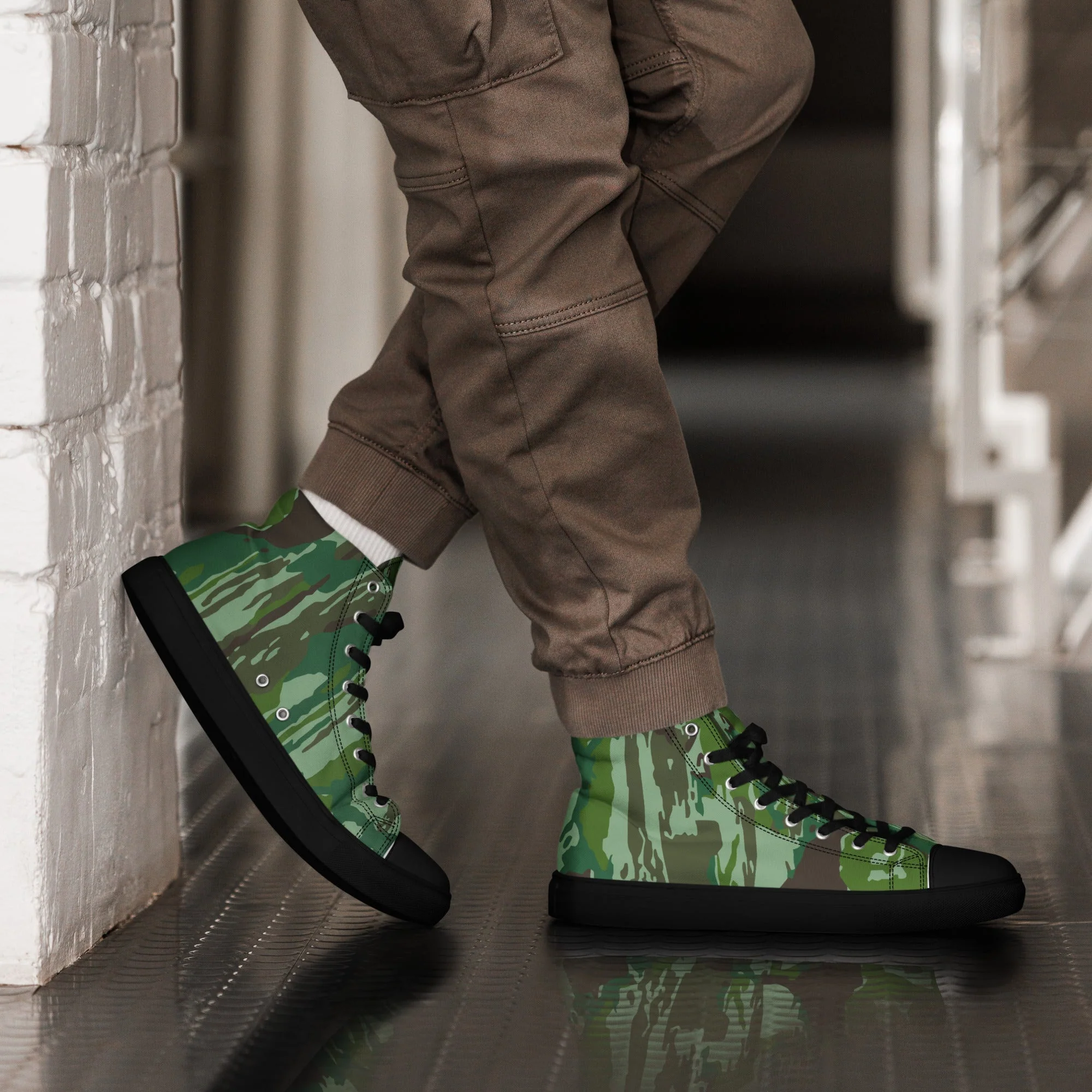 Indonesian KOPASGAT 1969 CAMO Mens High-Top Canvas Shoes