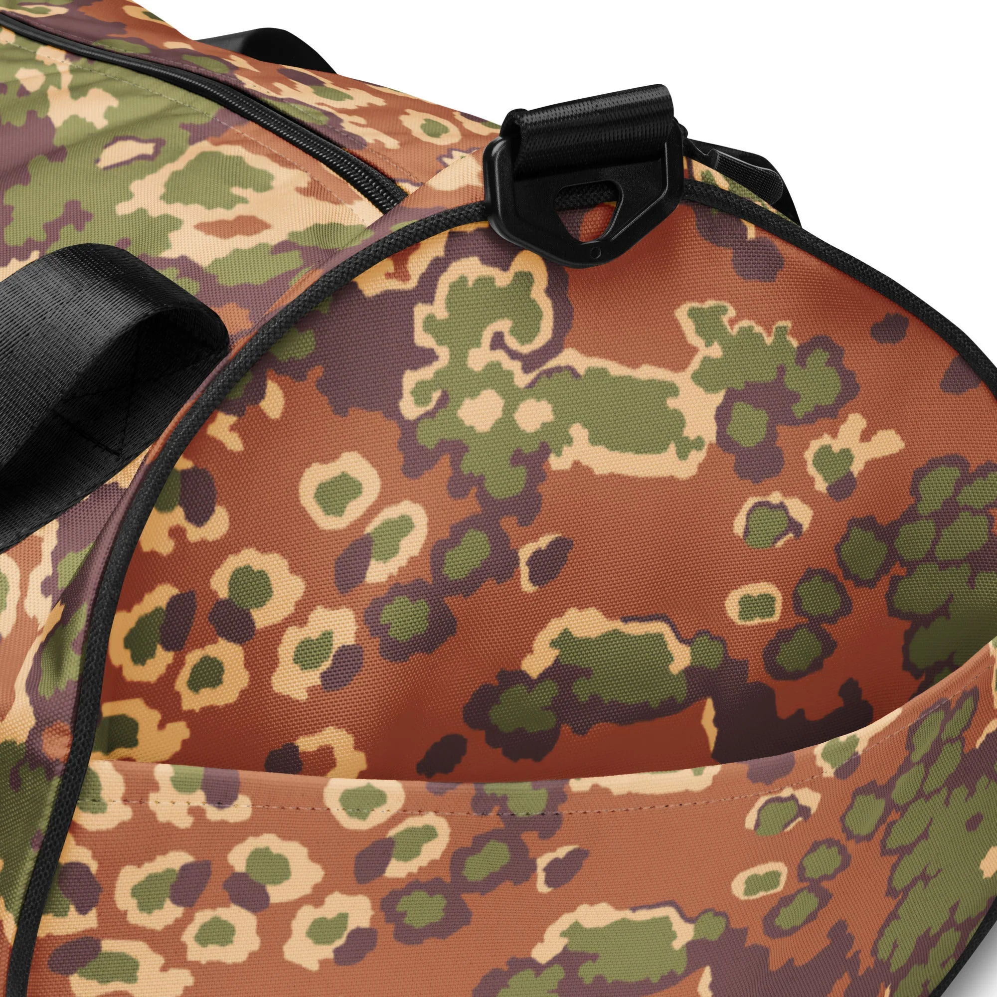 Iraqi Oak Leaf Eichenlaubmuster Arid CAMO Gym Bag - Image 3