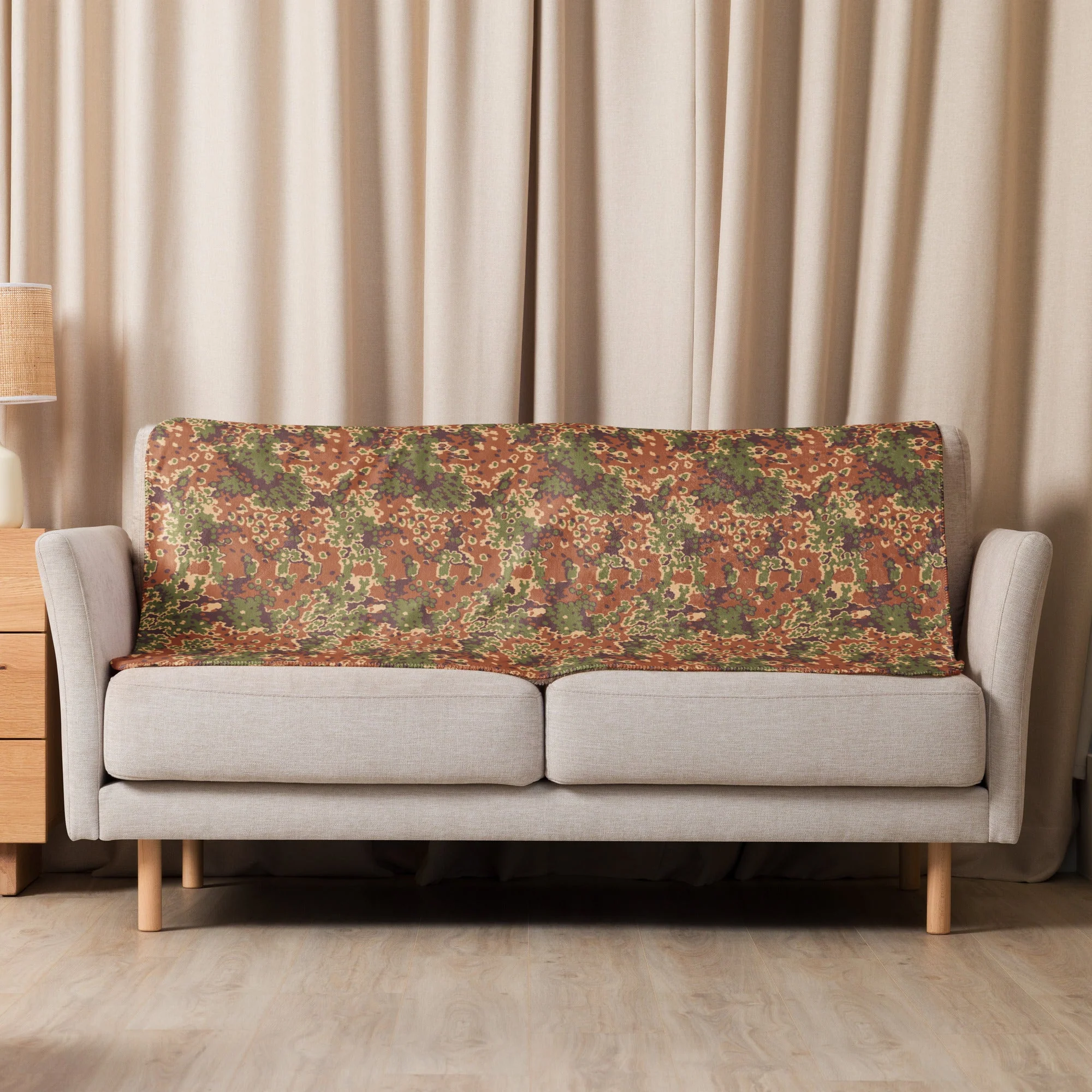 Iraqi Oak Leaf Eichenlaubmuster Arid CAMO Sherpa Blanket - Image 8