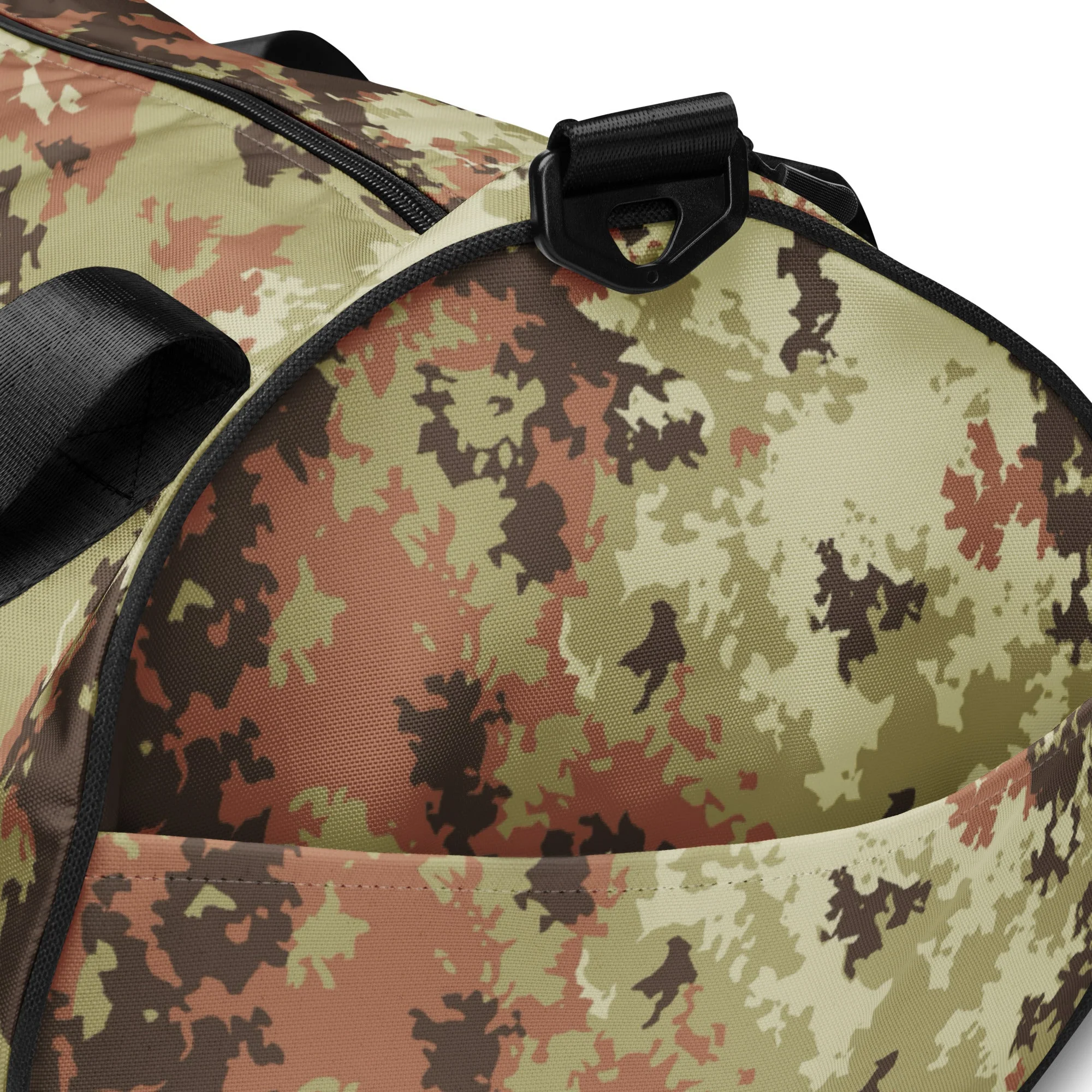 Italian Mimetico Vegetata CAMO Gym Bag - Image 3