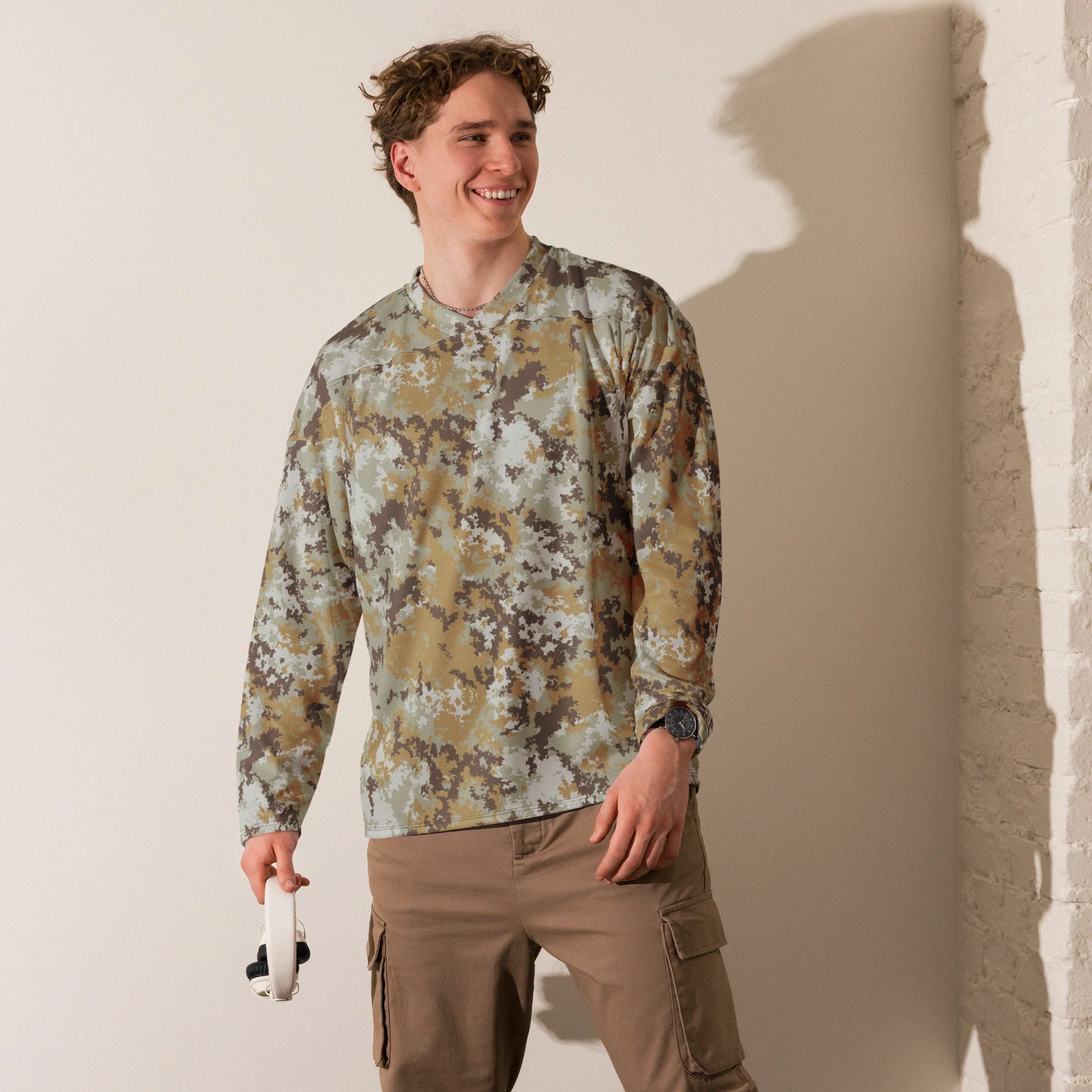 Italian Mimetico Vegetata Desert CAMO Unisex Hockey Fan Jersey - Image 2