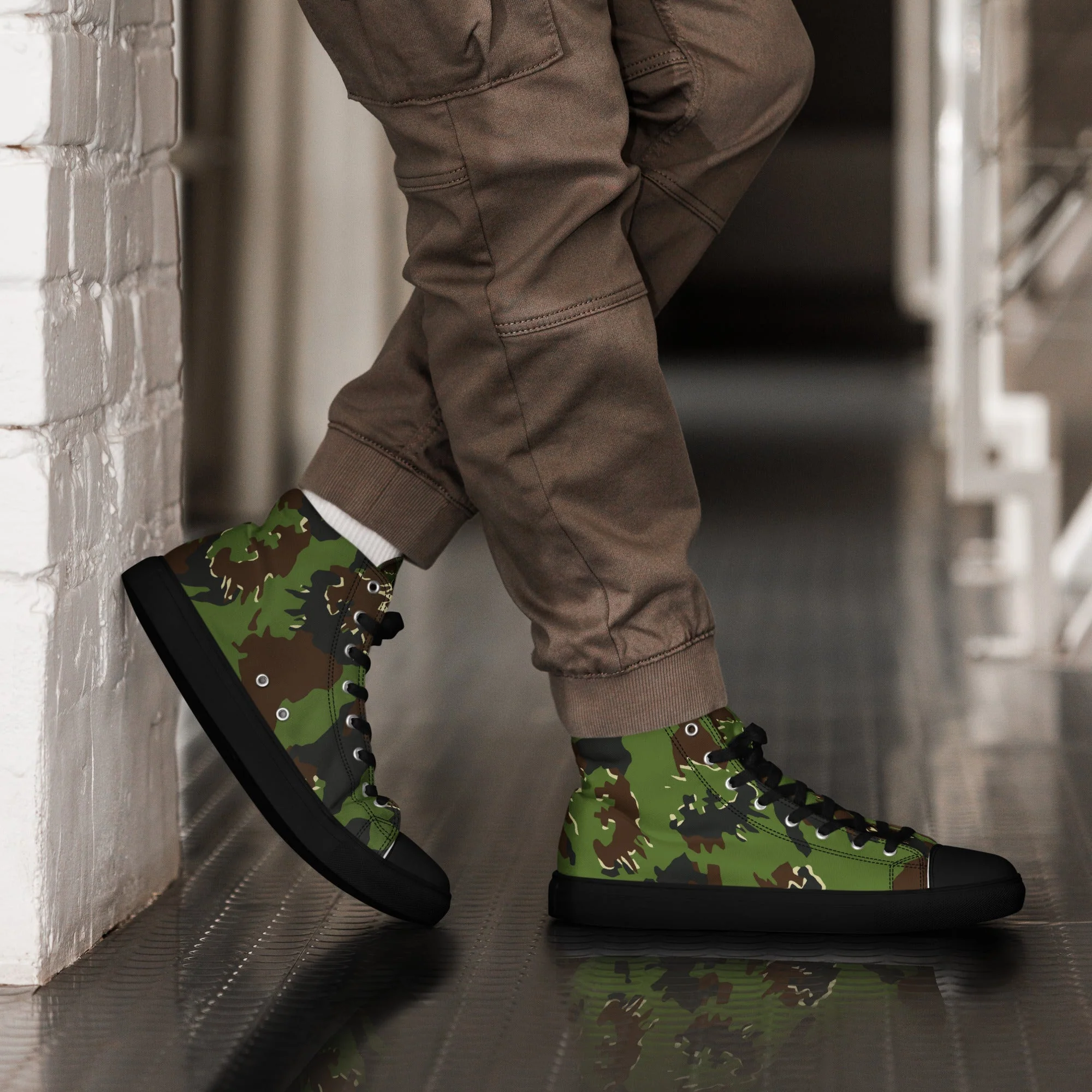 Lithuanian Misko CAMO Mens High-Top Canvas Shoes