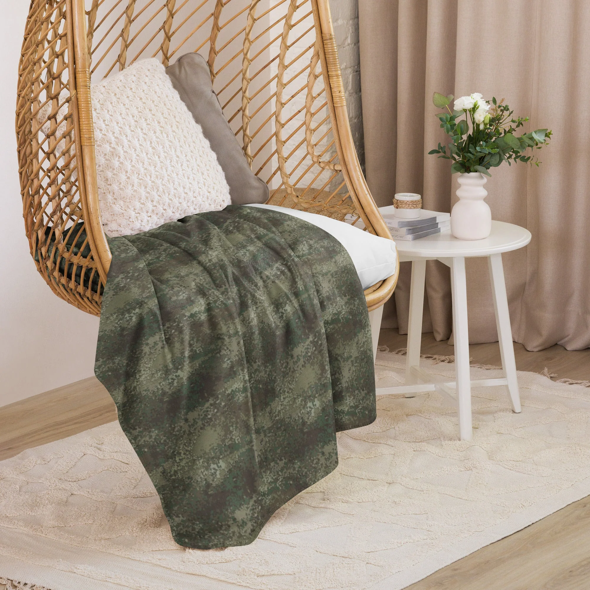 New Zealand Multi-Terrain CAMO Sherpa Blanket - Image 9