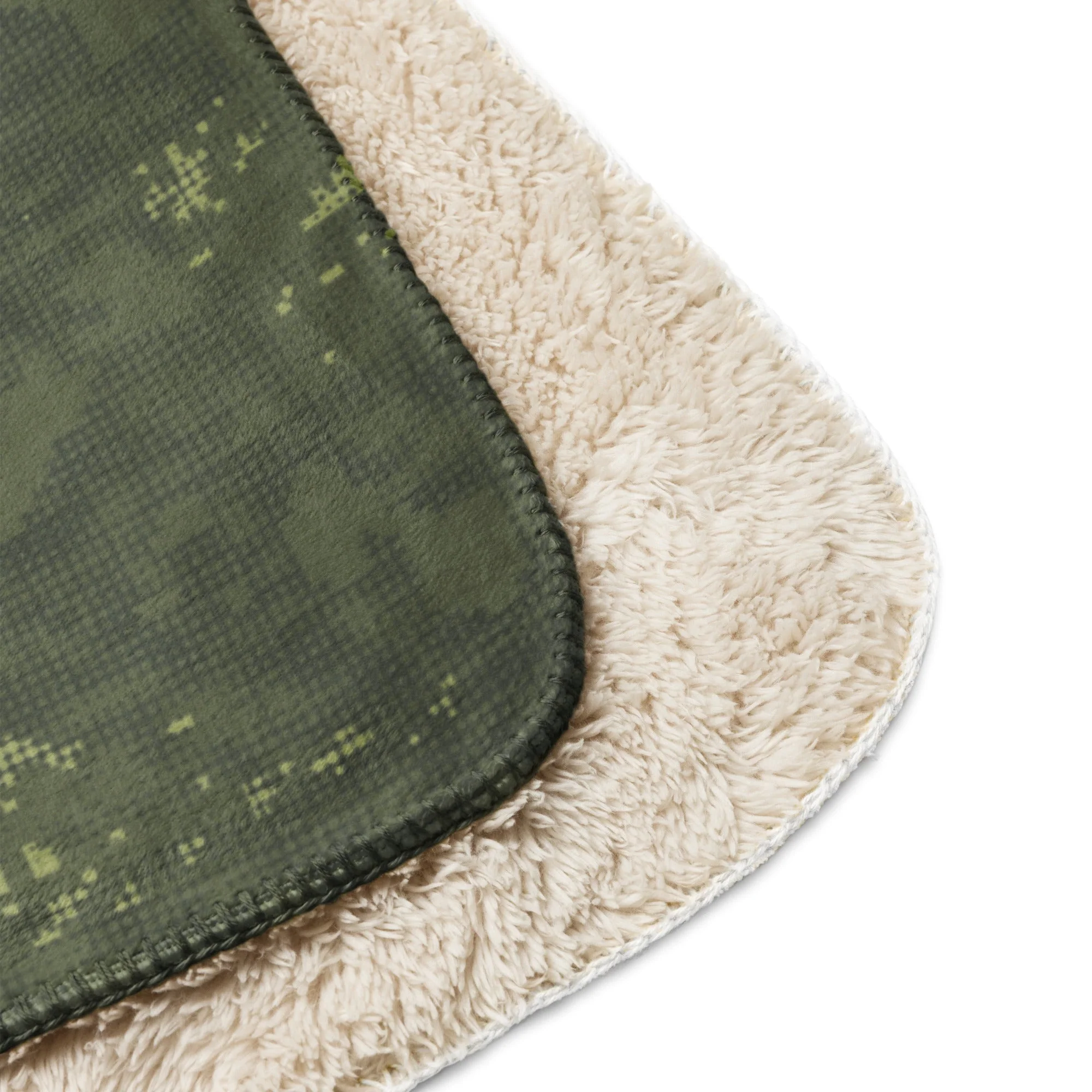 Night Desert Honeycomb CAMO Sherpa Blanket - Image 10