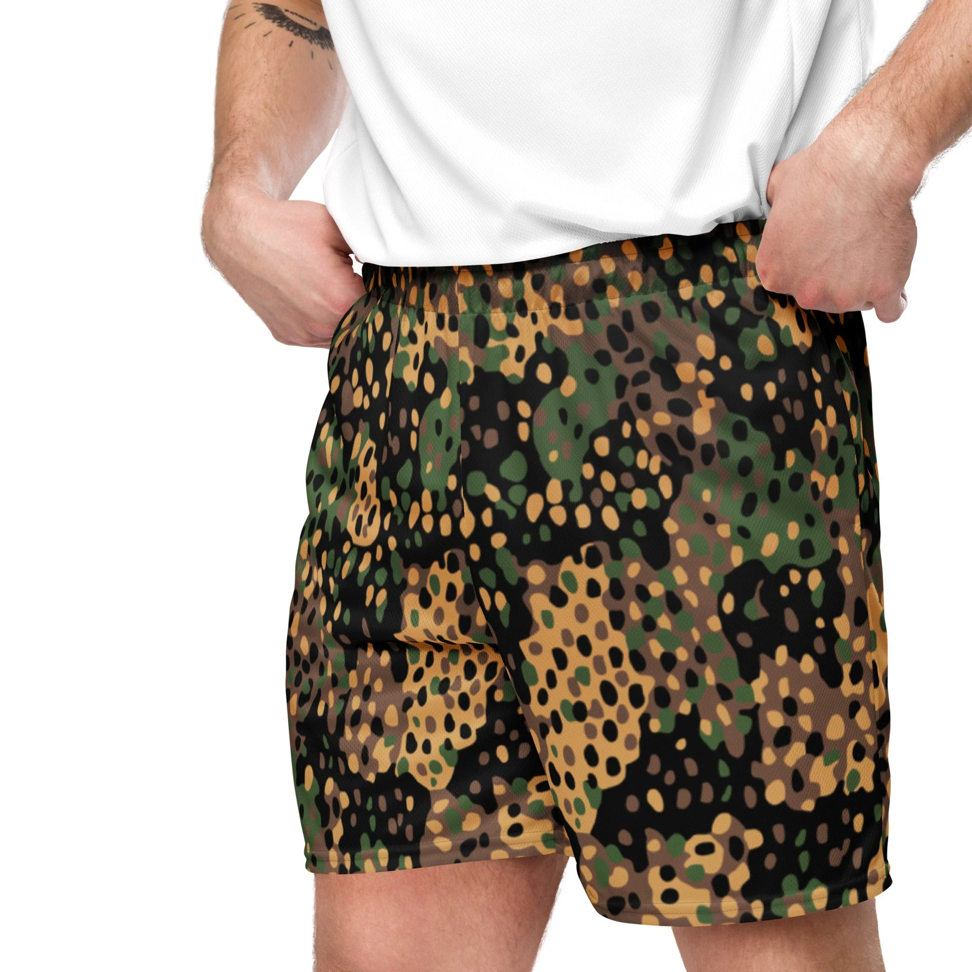 German Pea Dot Erbsenmuster CAMO Unisex Mesh Shorts - Image 2