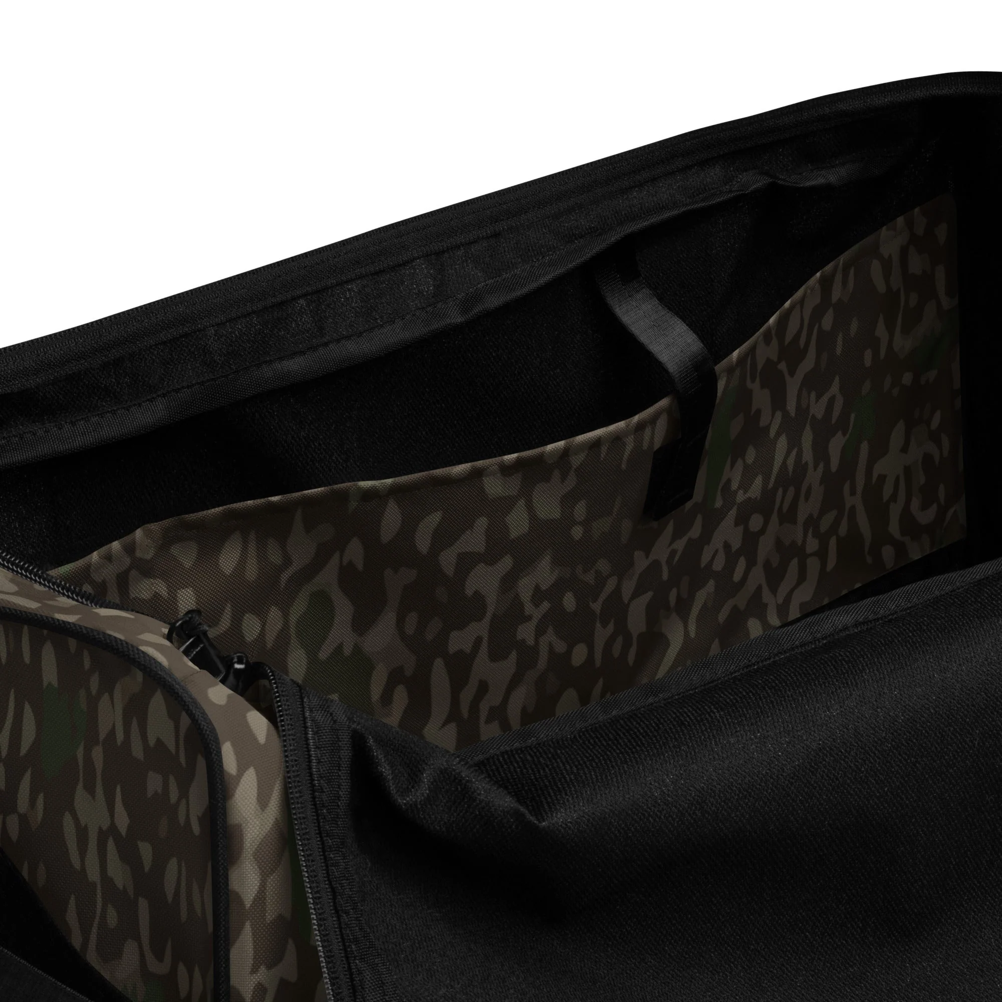 Pinefall Shroud CAMO Duffle Bag - Image 3