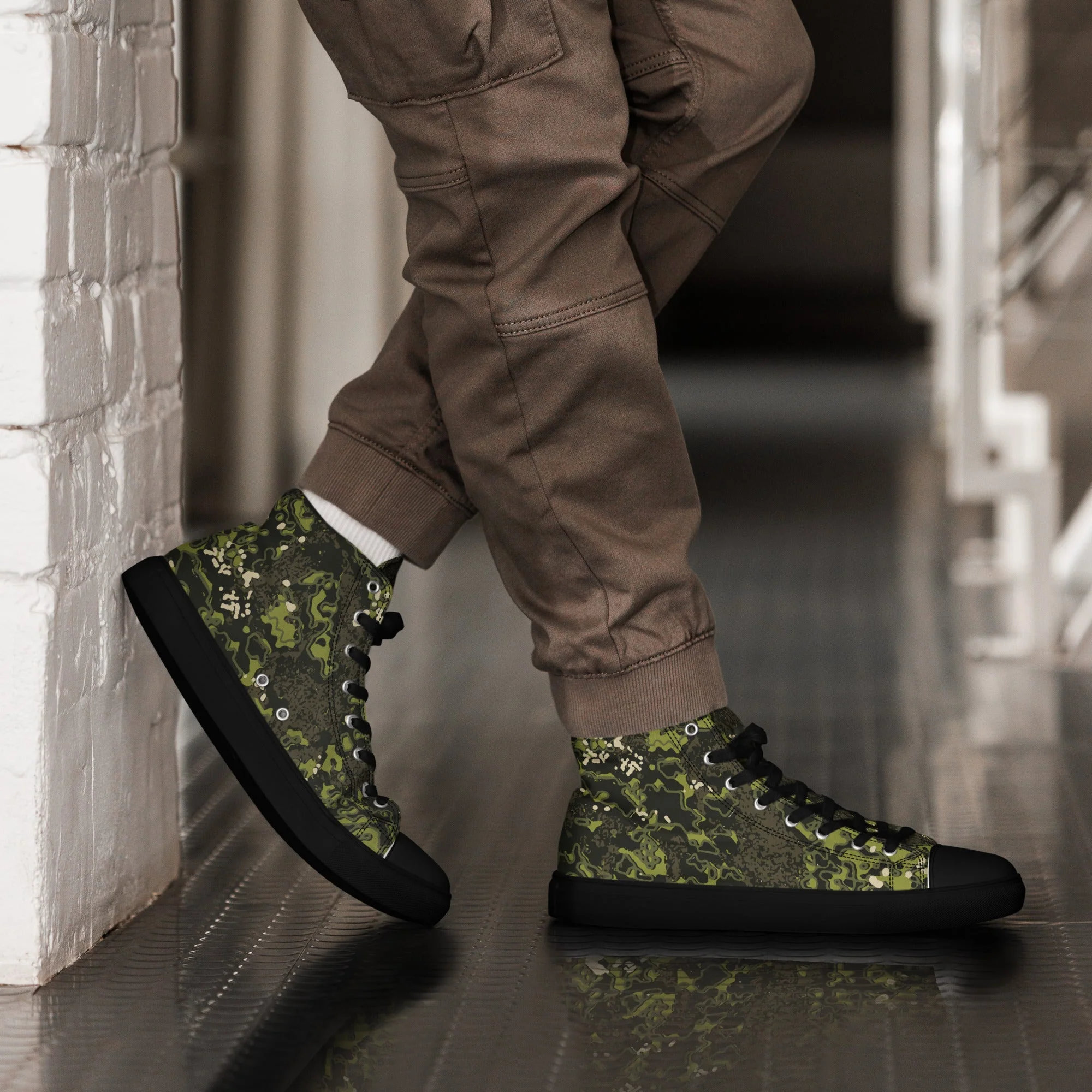 Polish Modular Adaptive Penetrative Ambush (MAPA) CAMO Mens High-Top Canvas Shoes