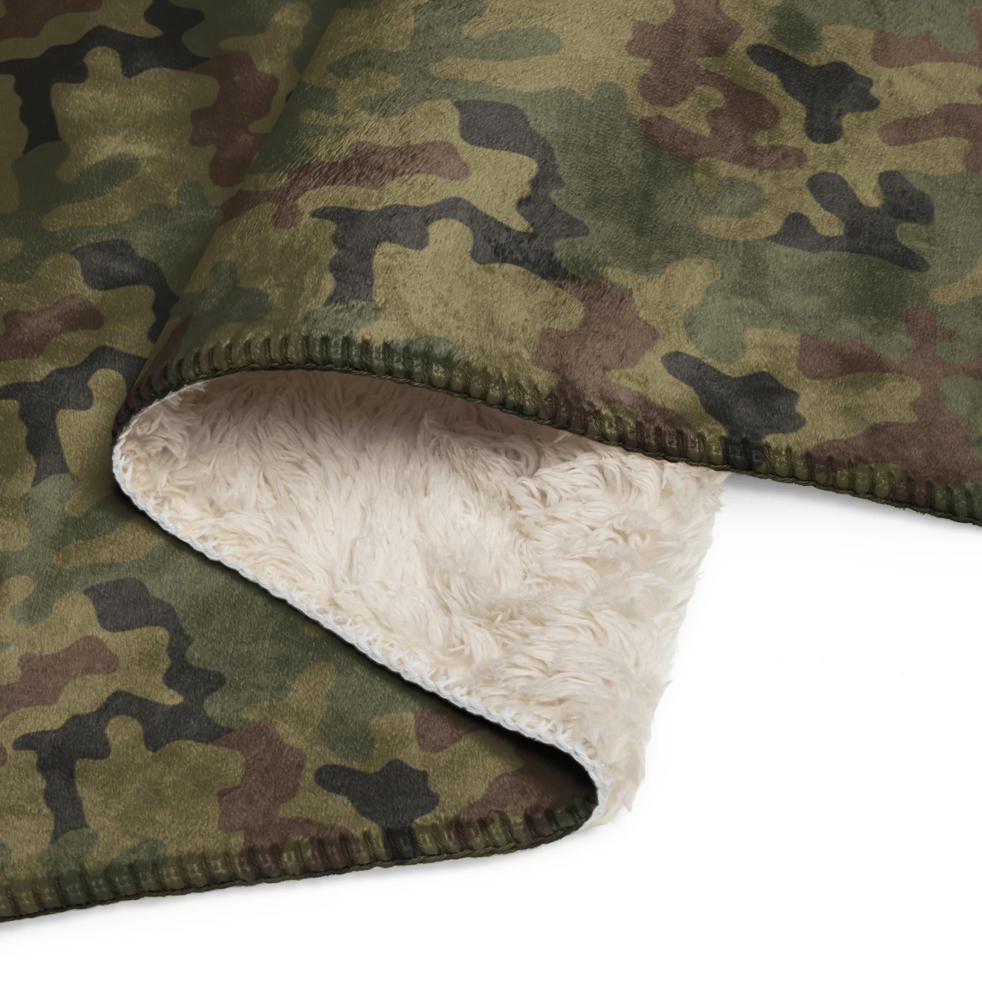 Polish Pantera WZ93 CAMO Sherpa Blanket - Image 2