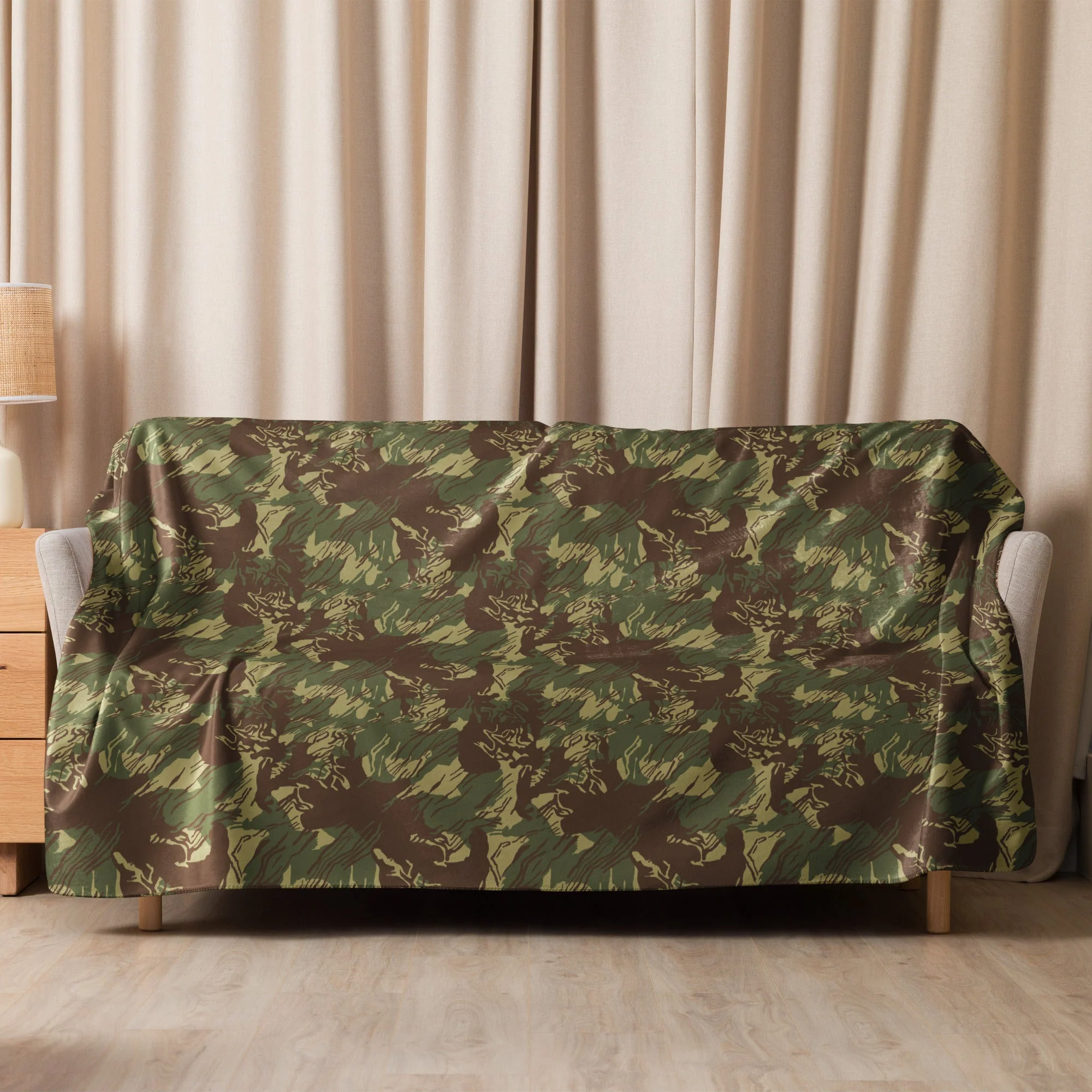 Rhodesian Brushstroke CAMO Sherpa Blanket - Image 7