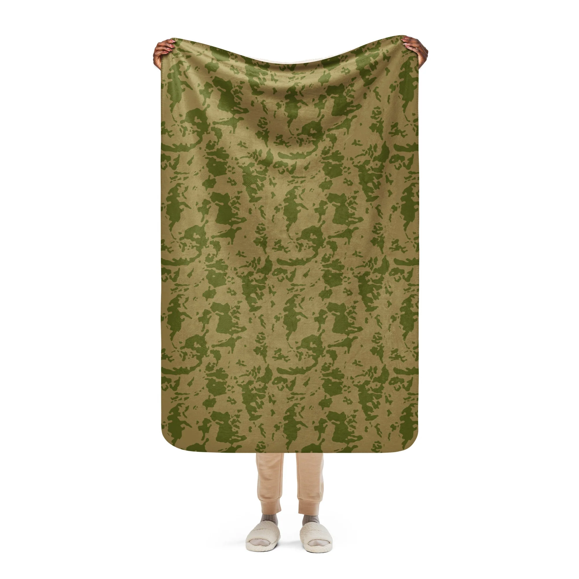 Russian Bicolor Granite CAMO Sherpa Blanket - Image 15