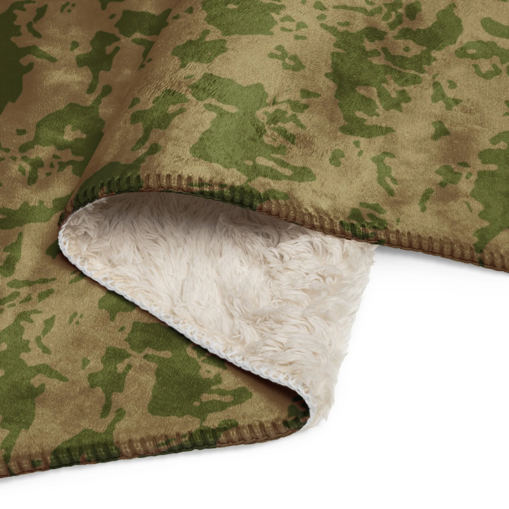 Russian Bicolor Granite CAMO Sherpa Blanket - Image 2