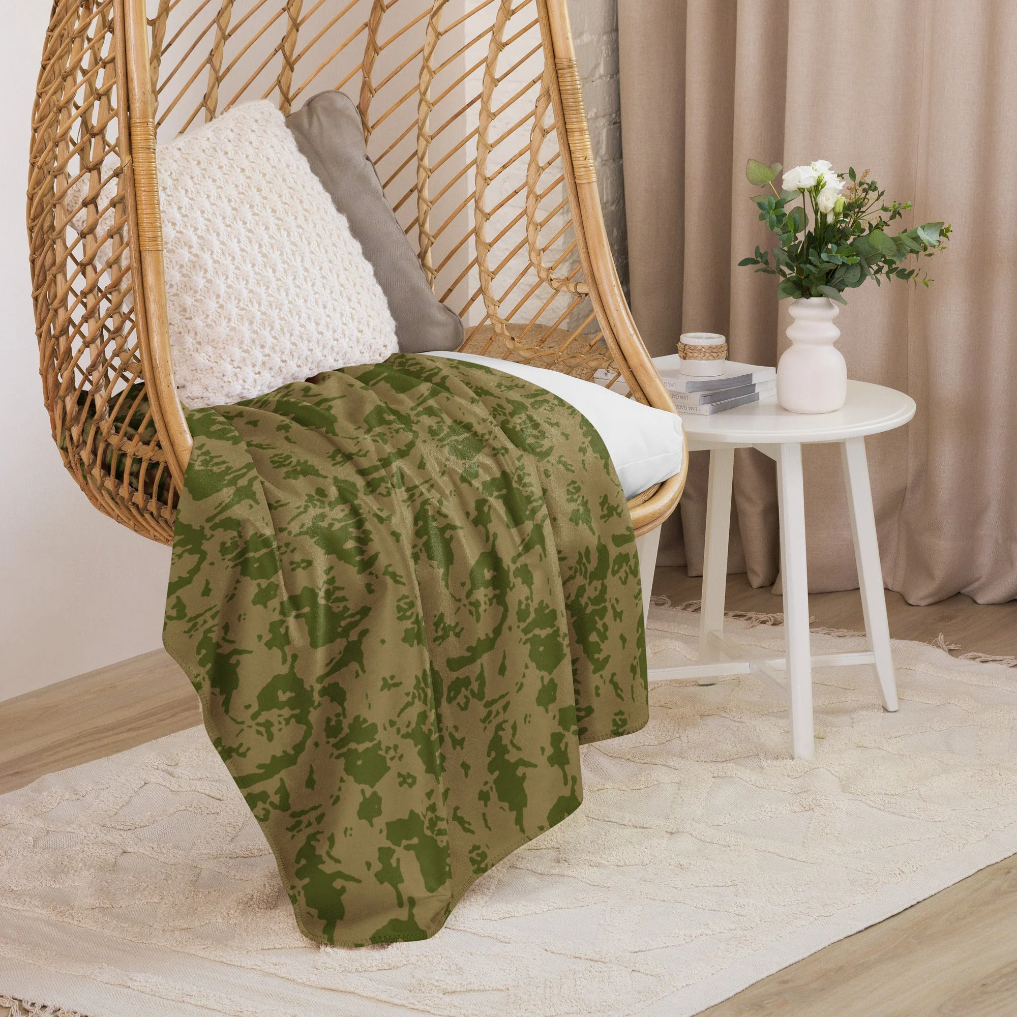 Russian Bicolor Granite CAMO Sherpa Blanket - Image 8